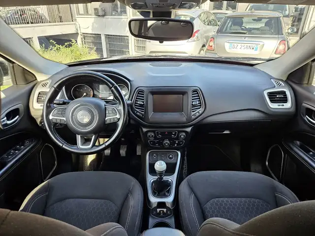 Jeep Compass view 9