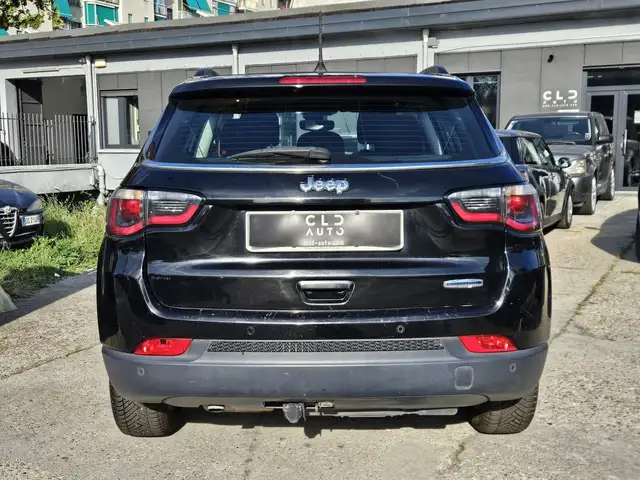 Jeep Compass view 5