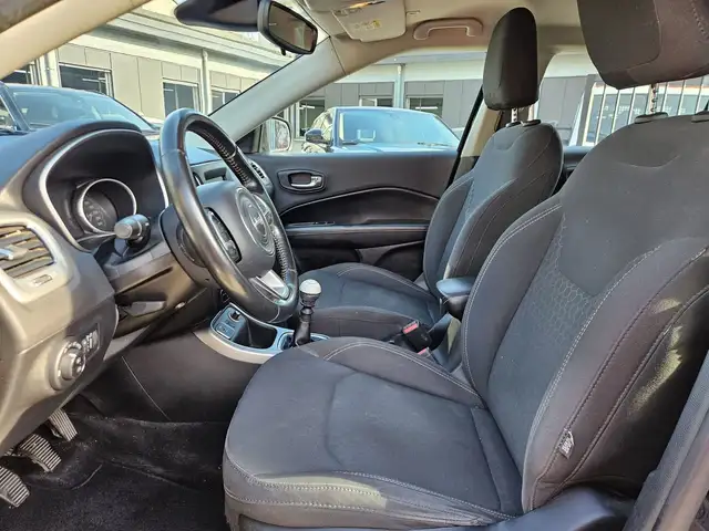 Jeep Compass view 7