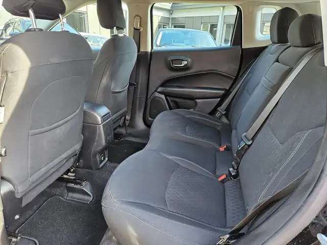 Jeep Compass view 8