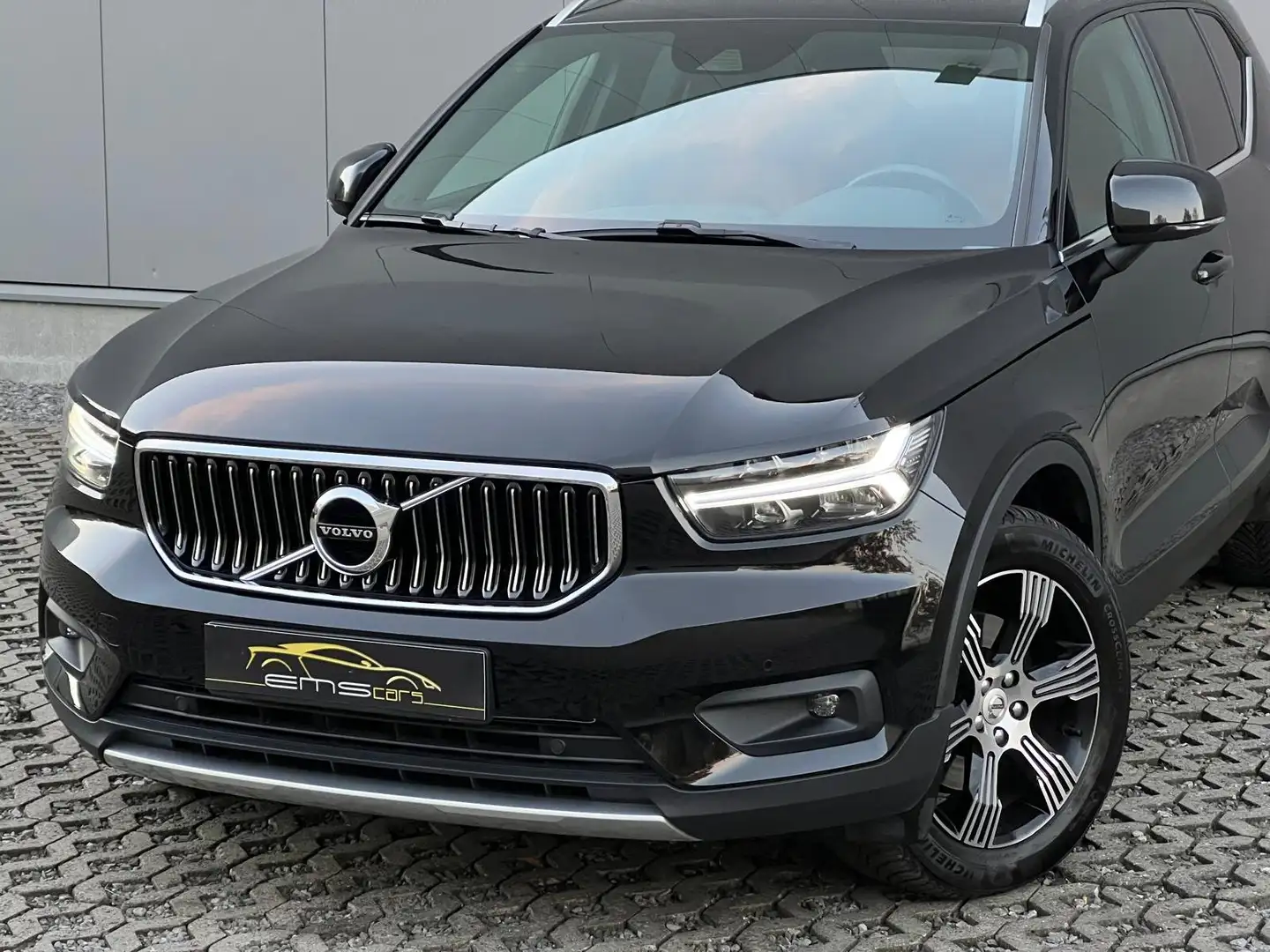 Volvo XC40 B5 B AWD Automaat Inscription Navi-Cam- Garantie! Zwart - 2