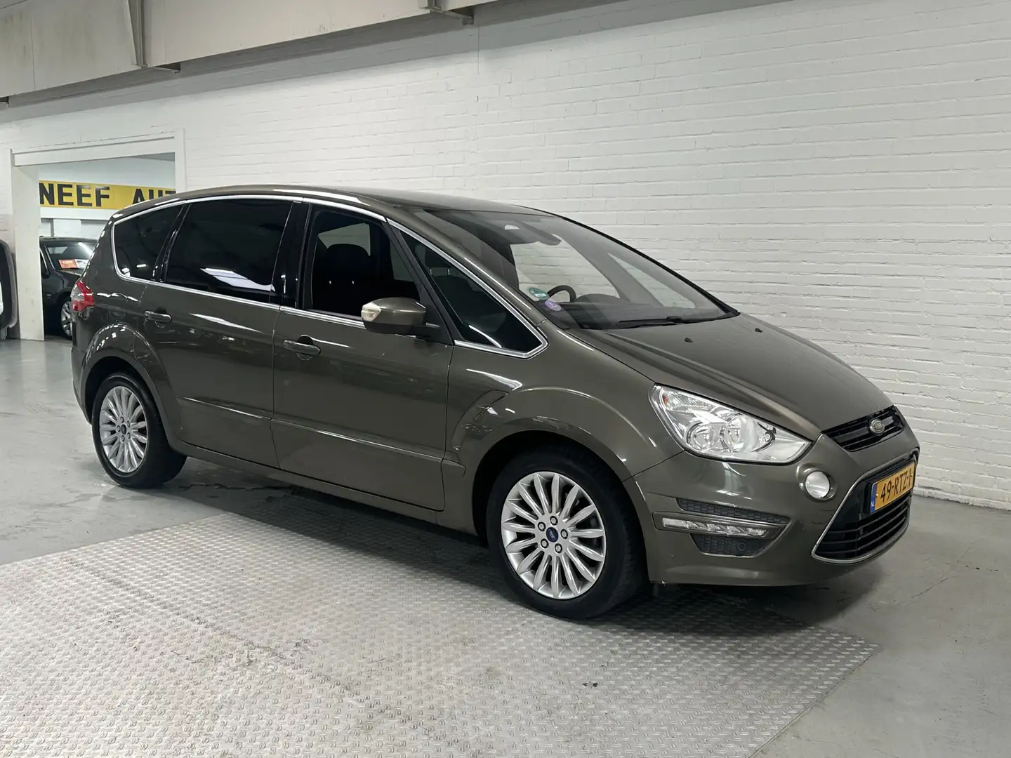 Ford S-Max 1.6 EcoBoost Titanium 7p. CLIMA / CRUISE / NAVI /T Grün - 2