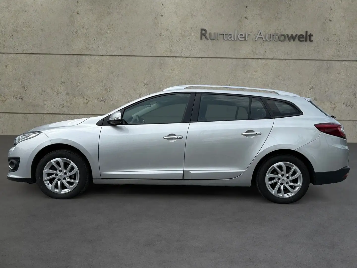 Renault Megane III Grandtour Paris *KLIMA*SHZ*NAVI*PDC* Grau - 2