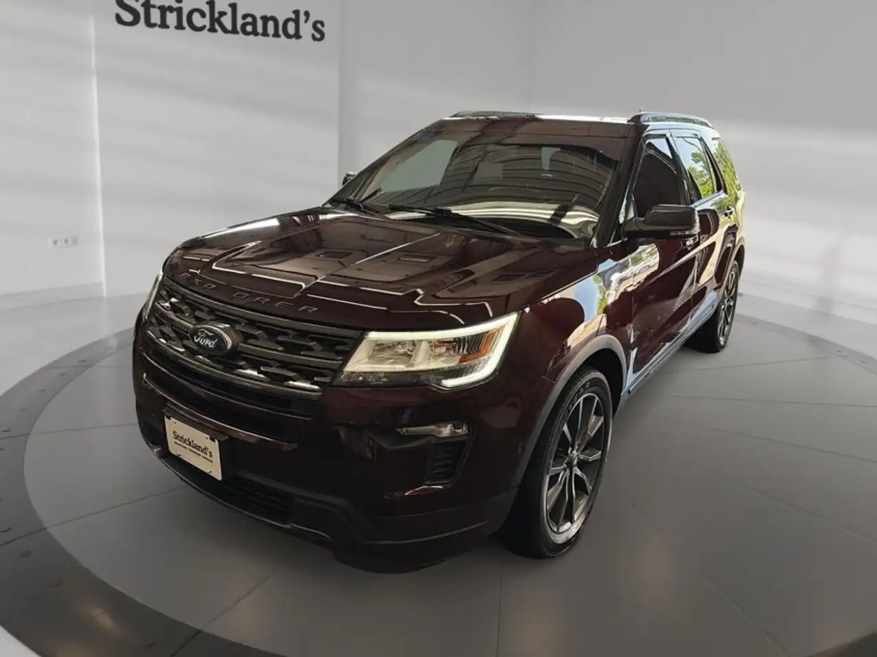 Ford Explorer photo Ford Explorer