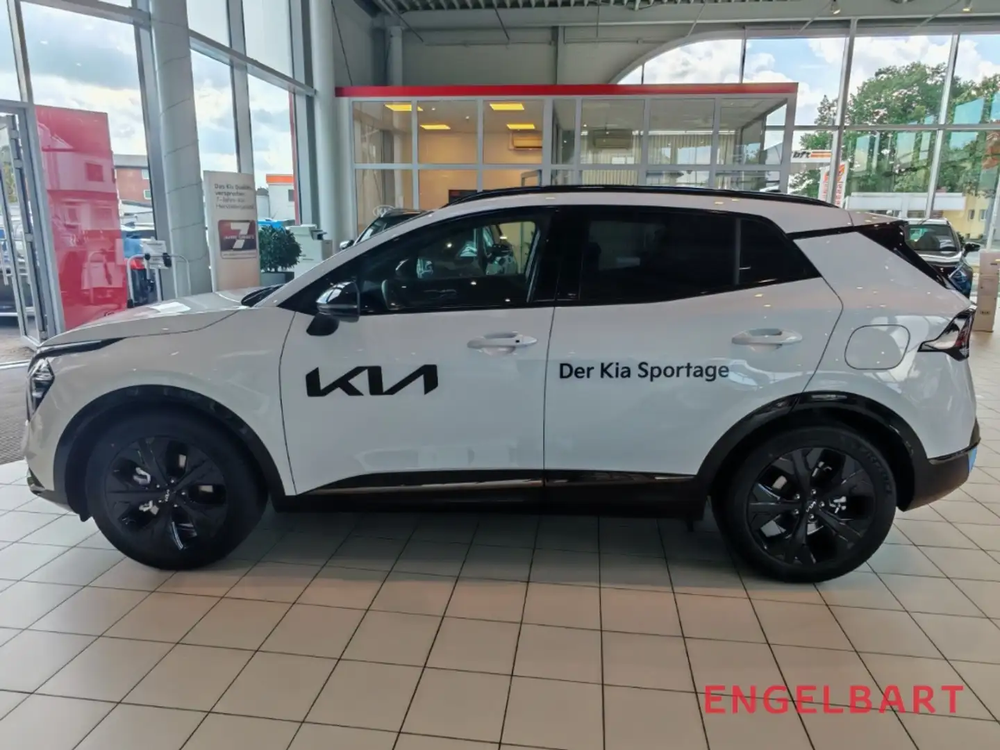 Kia Sportage Nightline Edition 1.6T Automatik Weiß - 2
