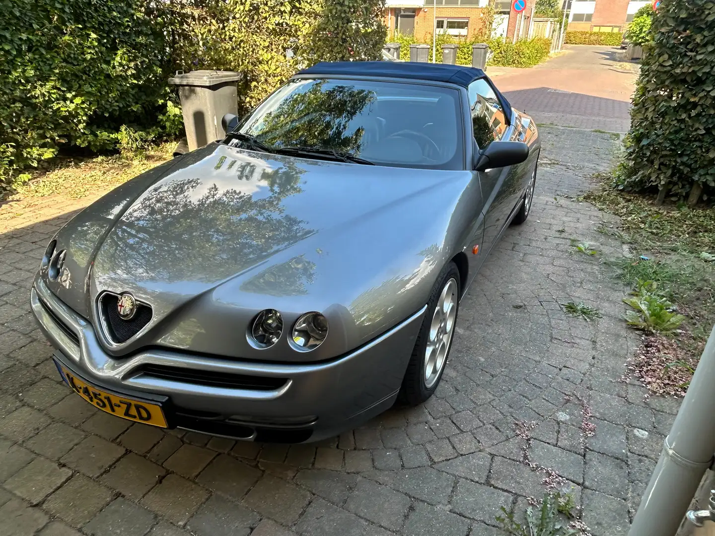 Alfa Romeo Spider GTV 3.0-12V V6 L Grijs - 1