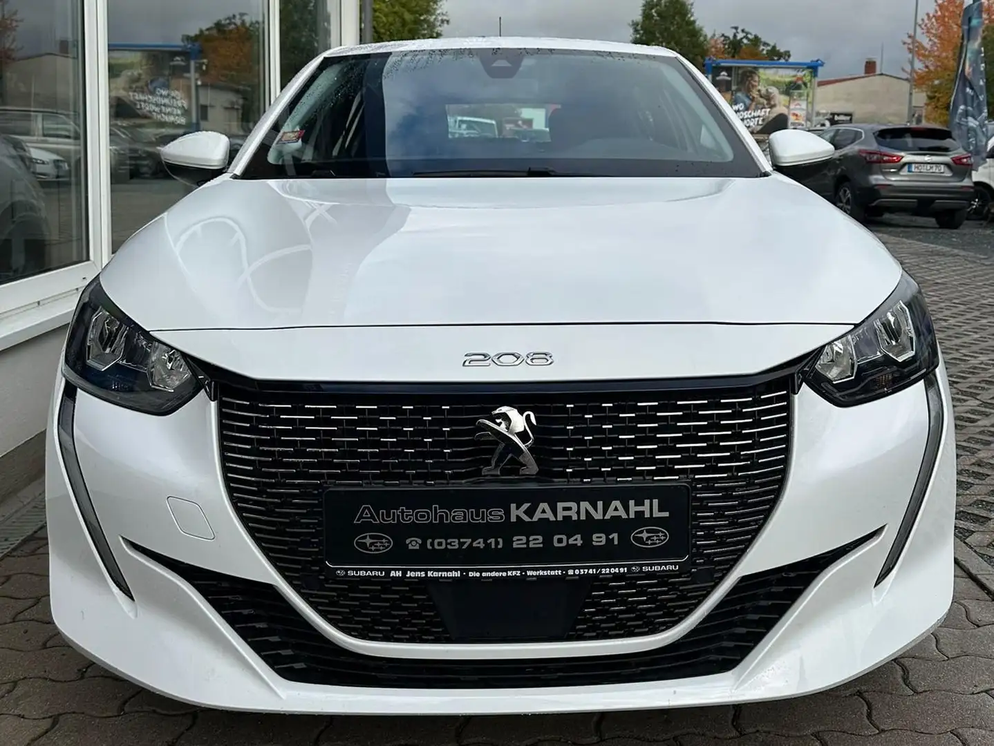 Peugeot 208 e- Active Pack Weiß - 2