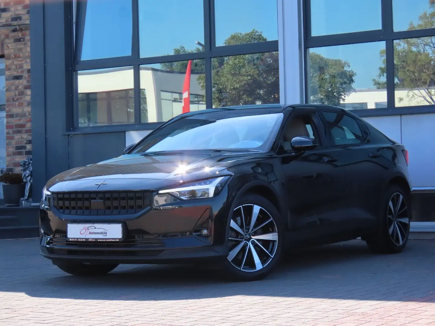 Polestar 2 78KWH Long Range Dual Motor 4WD Schwarz - 2