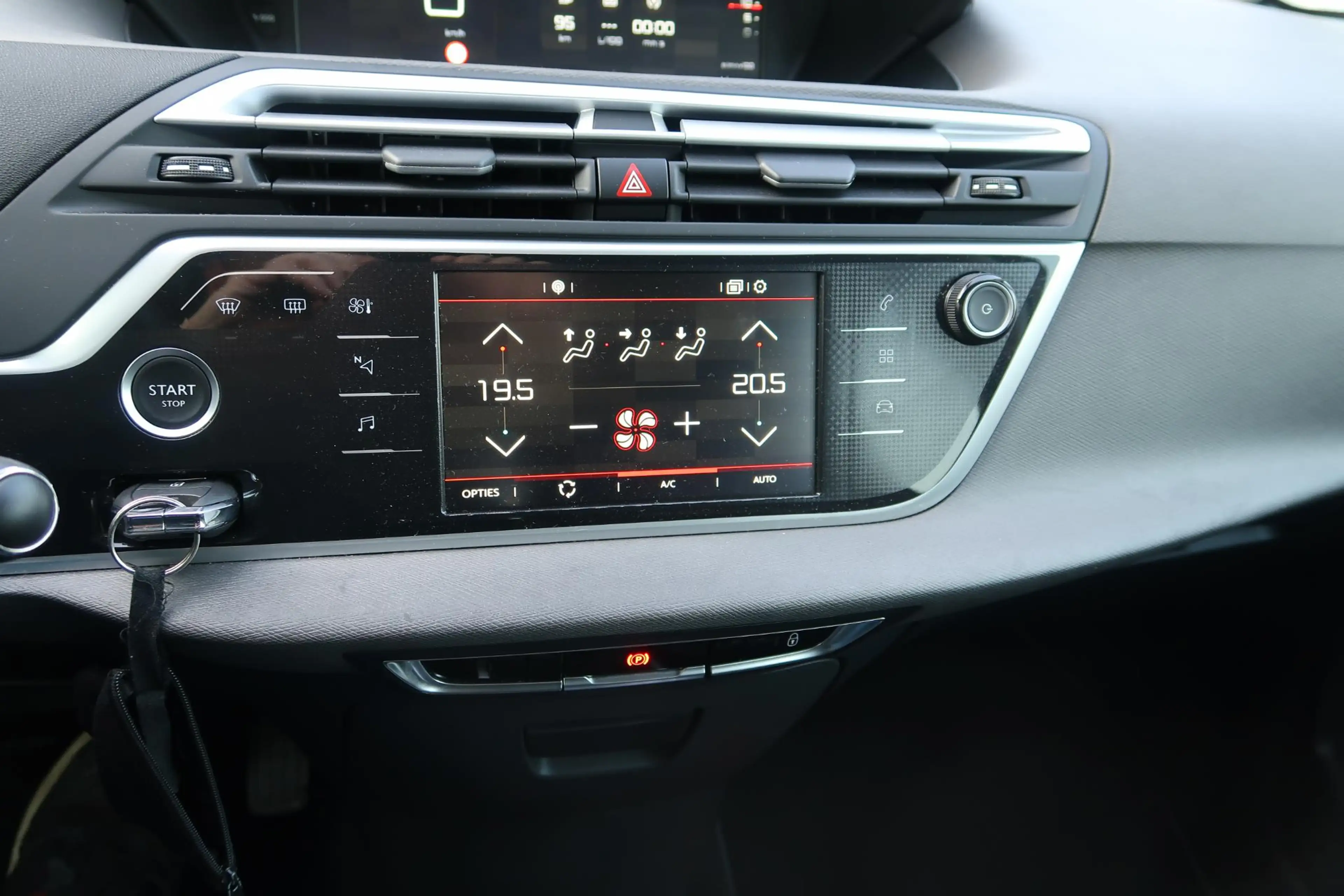 Citroen C4 SpaceTourer 1.2 PureTech Feel — photo 11