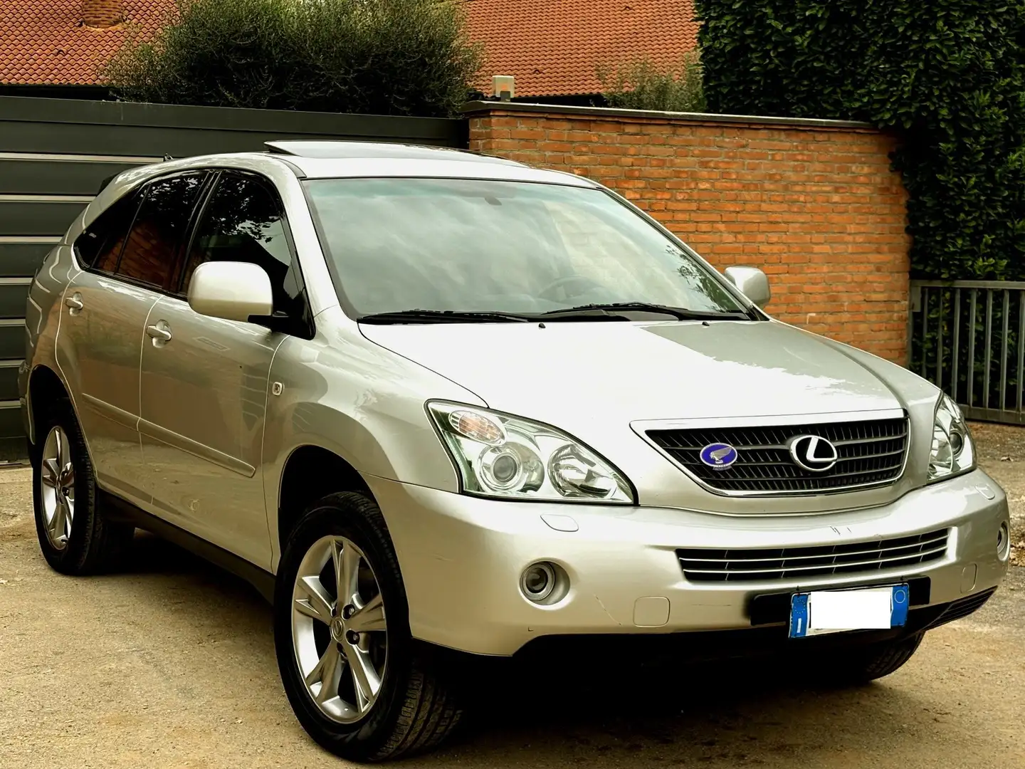 Lexus RX 400 h- U.Propr- 94300km-Pelle,Navi,Tetto-FULL-2006 Argento - 2