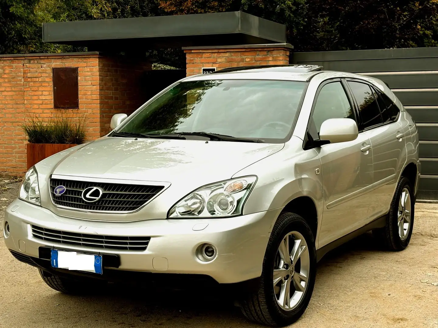 Lexus RX 400 h- U.Propr- 94300km-Pelle,Navi,Tetto-FULL-2006 Argento - 1