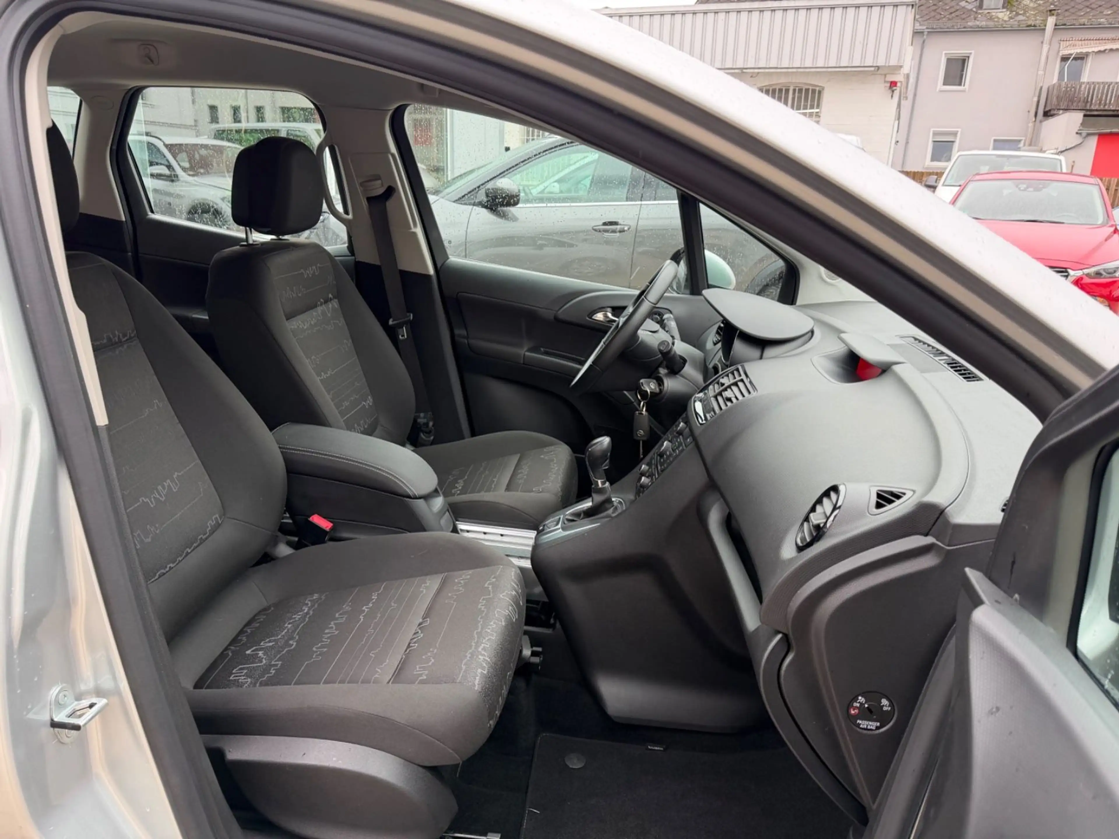 Opel Meriva B Edition — photo 9
