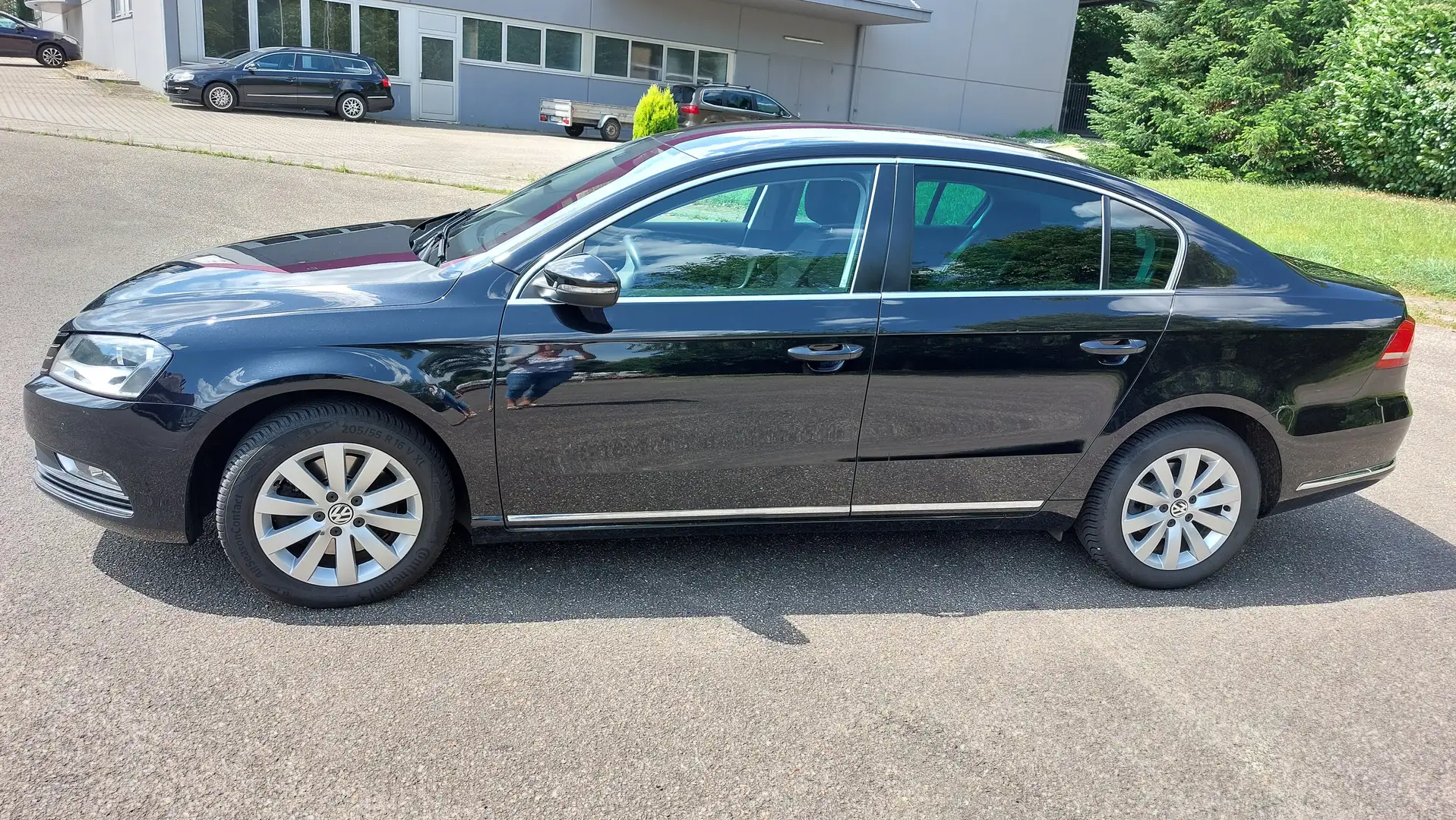 Volkswagen Passat Comfortline 1.4 TSI Navi Climatronic Schwarz - 1