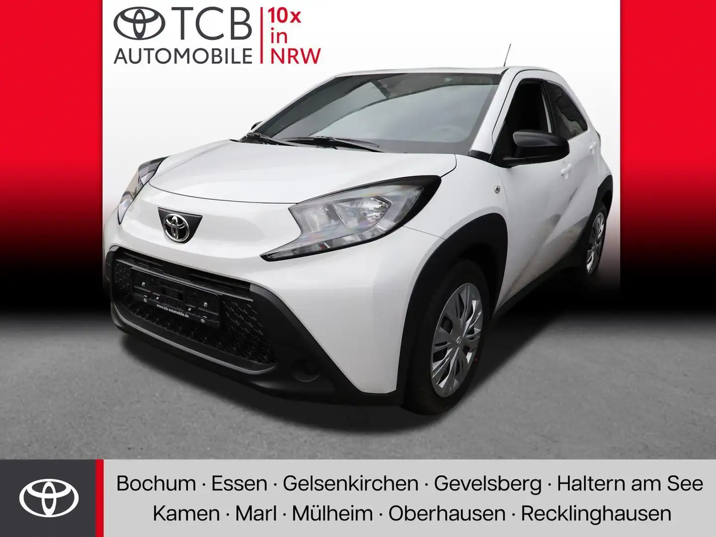 Toyota Aygo X 1.0  Play 5 Blanc - 1