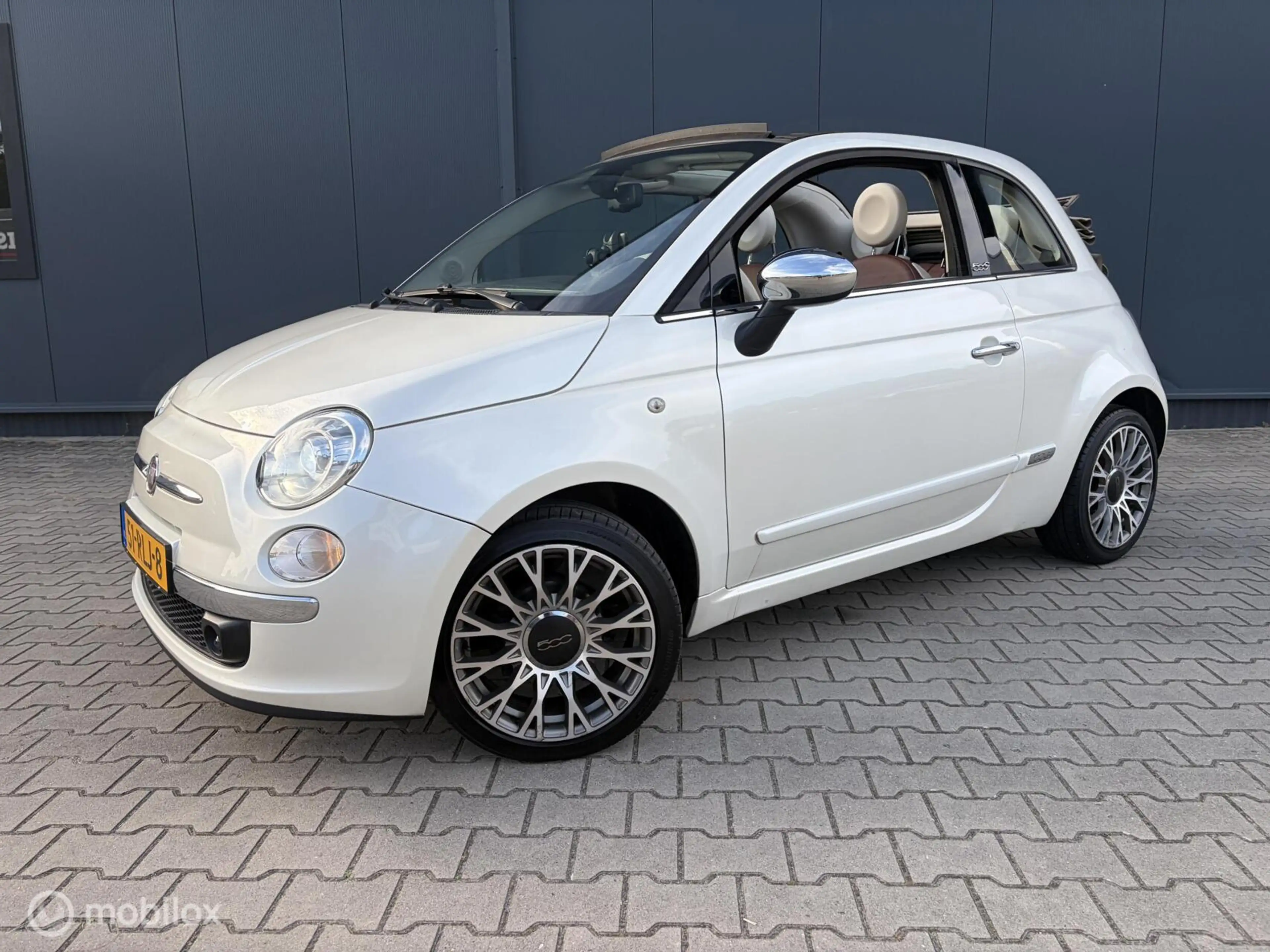 Fiat 500C 1.2 Rock Automaat Leer Xenon Navi Clima Nieuwe Apk — photo 2
