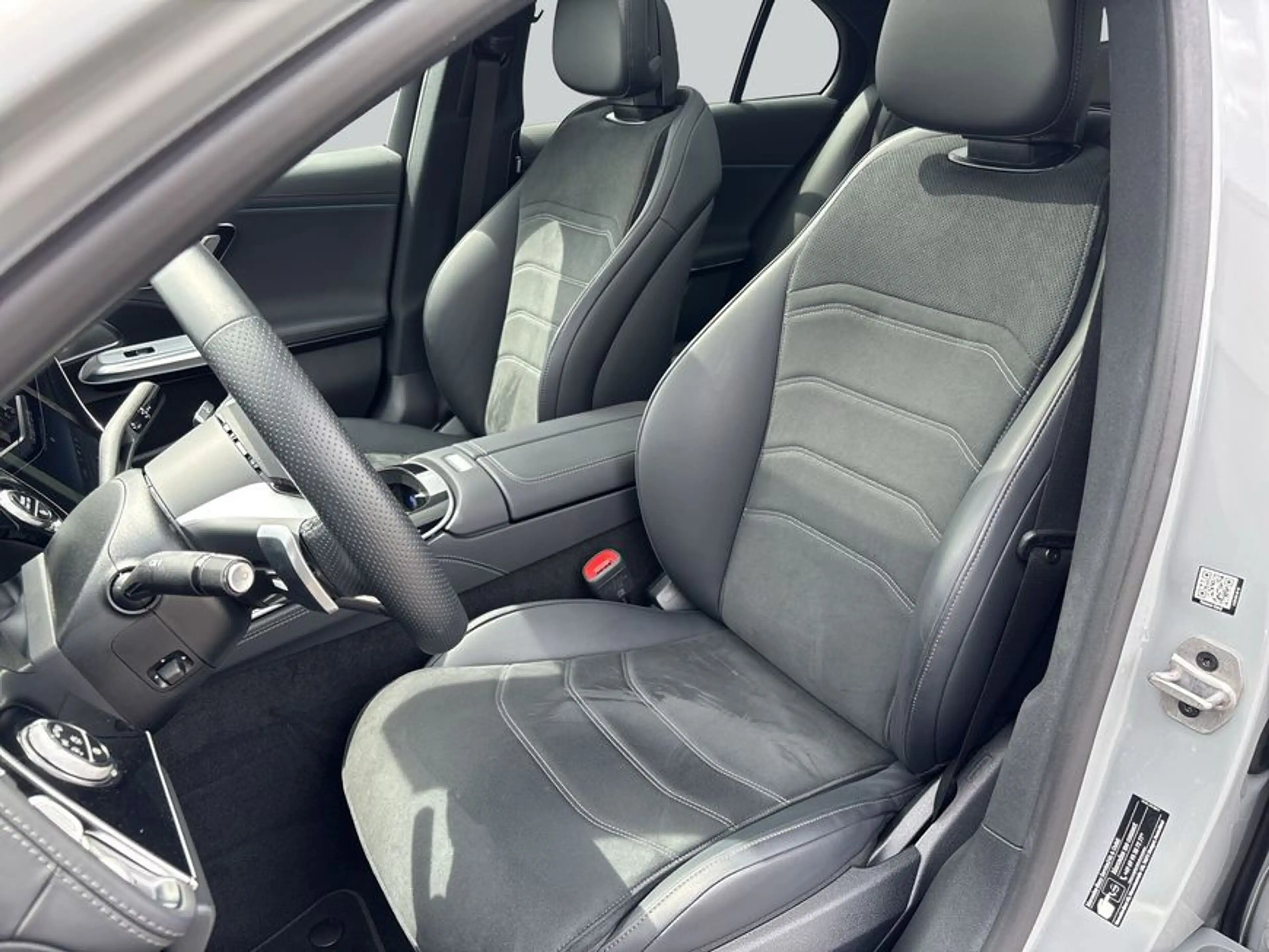 Mercedes-Benz E 450 E-Klasse — photo 10