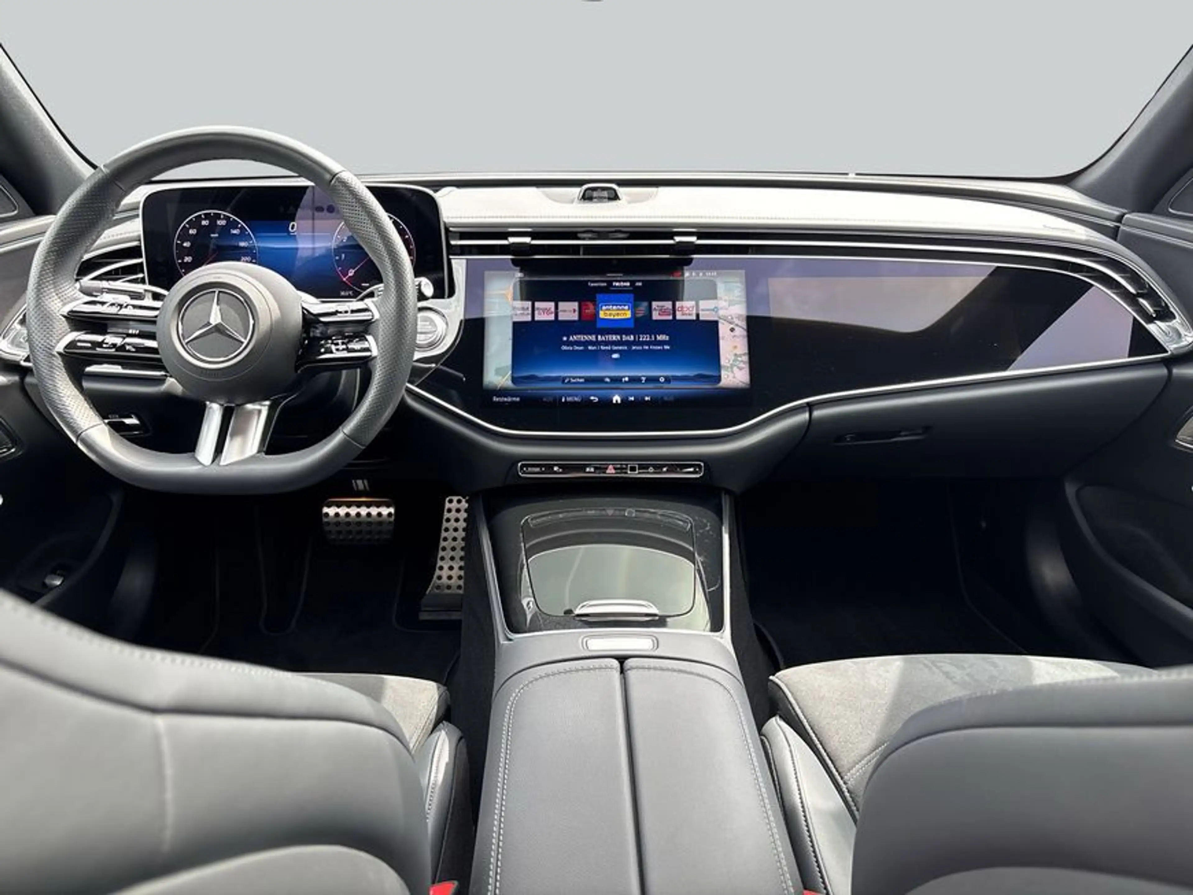 Mercedes-Benz E 450 E-Klasse — photo 13