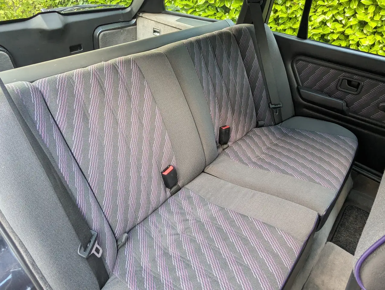 BMW 316i touring Design-Edition, foto 12