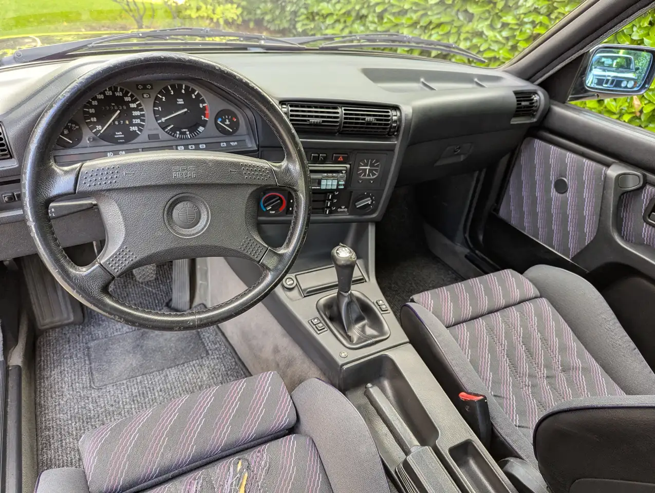 BMW 316i touring Design-Edition, foto 2