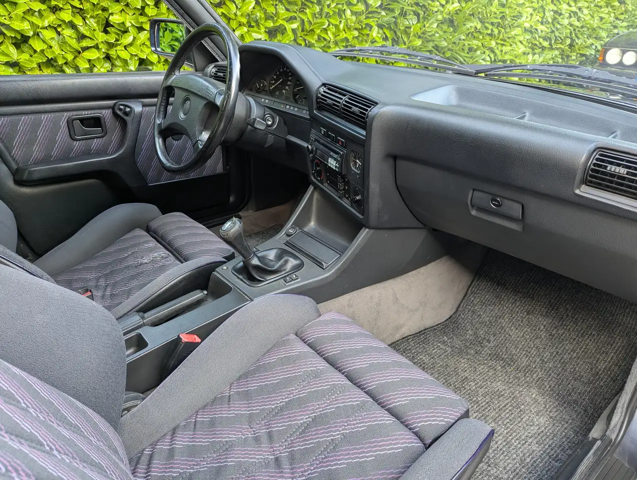 BMW 316i touring Design-Edition, foto 9