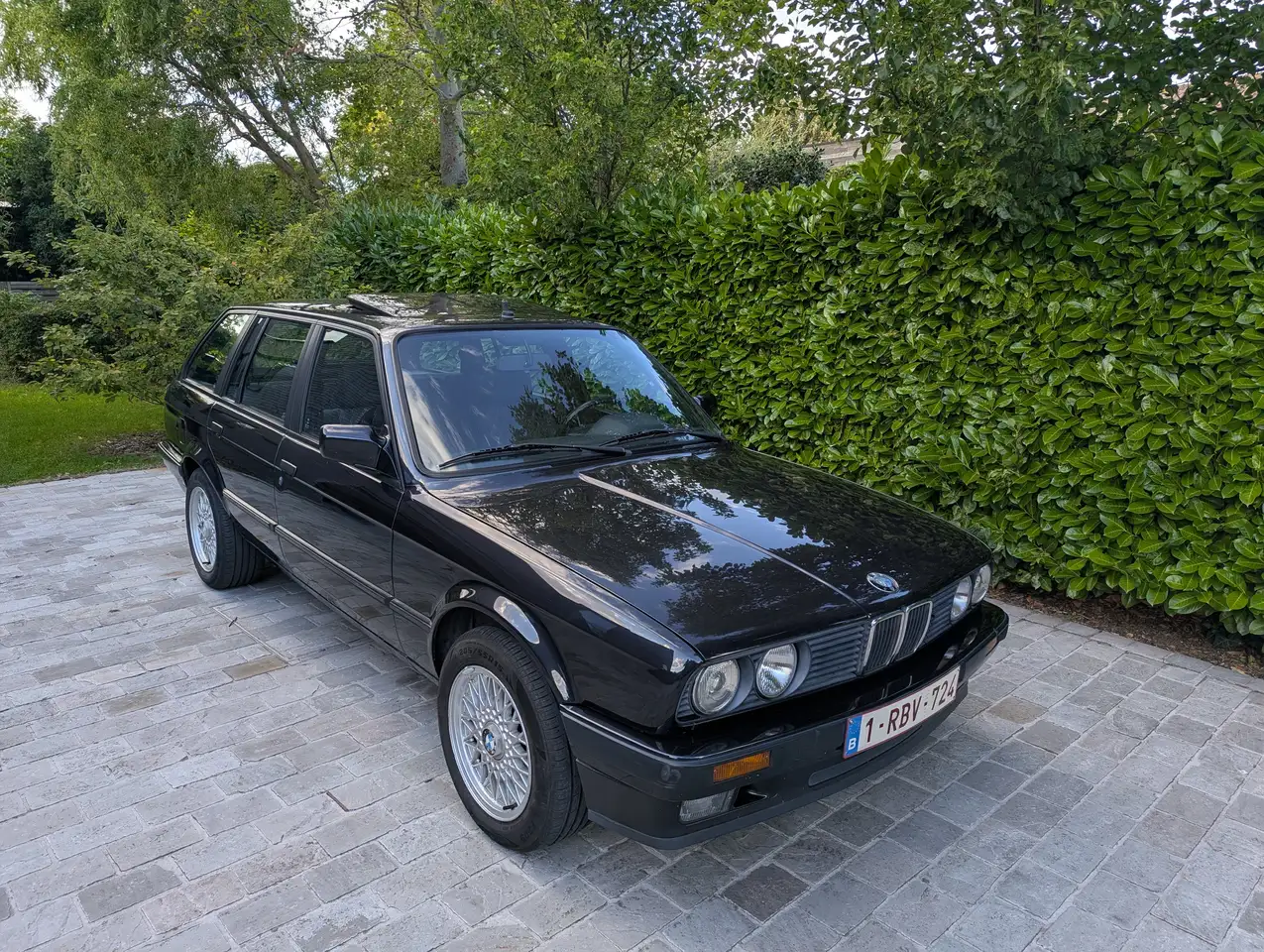 BMW 316i touring Design-Edition, foto 7