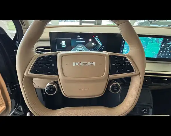 KGM Actyon view 13