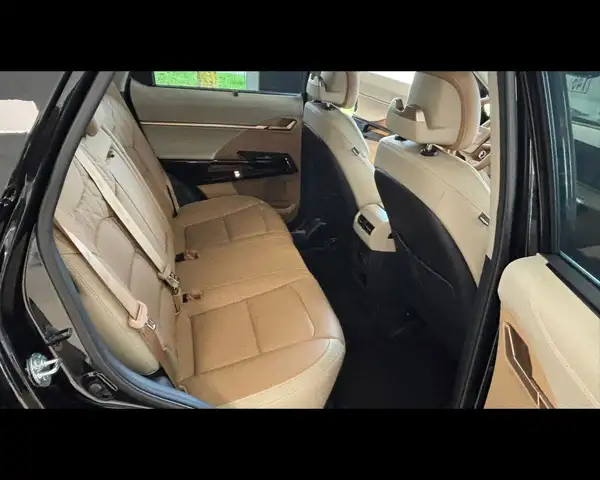 KGM Actyon view 10