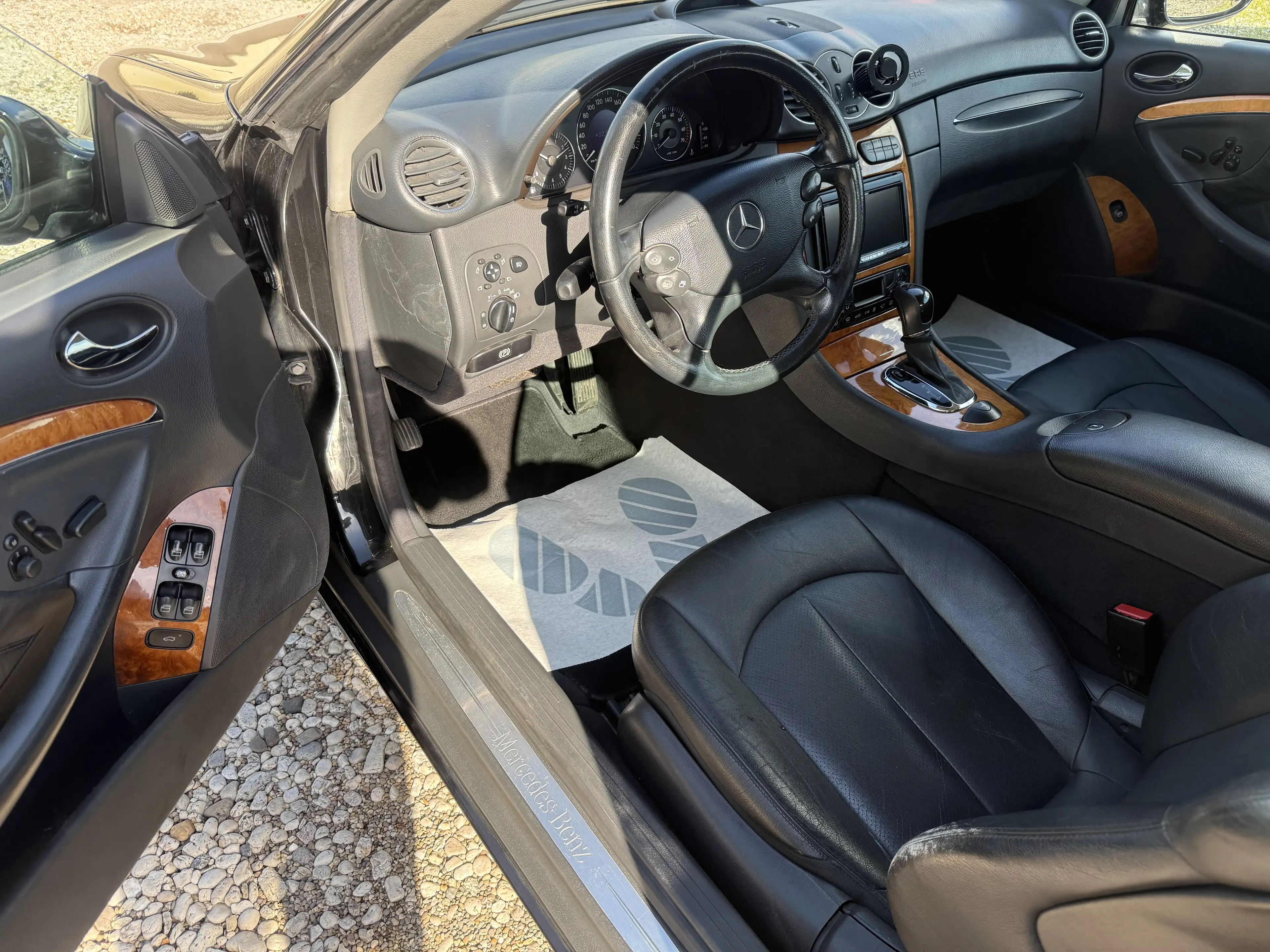 Mercedes-Benz CLK 320 CLK 320 TOP Zustand 12 Monate Garantie — photo 9