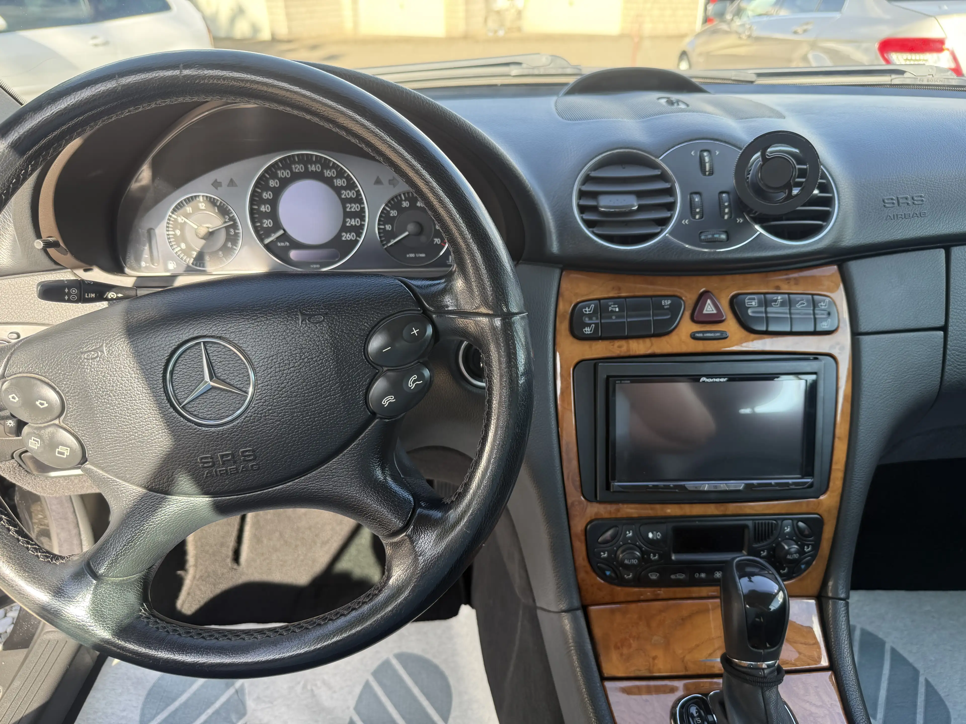 Mercedes-Benz CLK 320 CLK 320 TOP Zustand 12 Monate Garantie — photo 12
