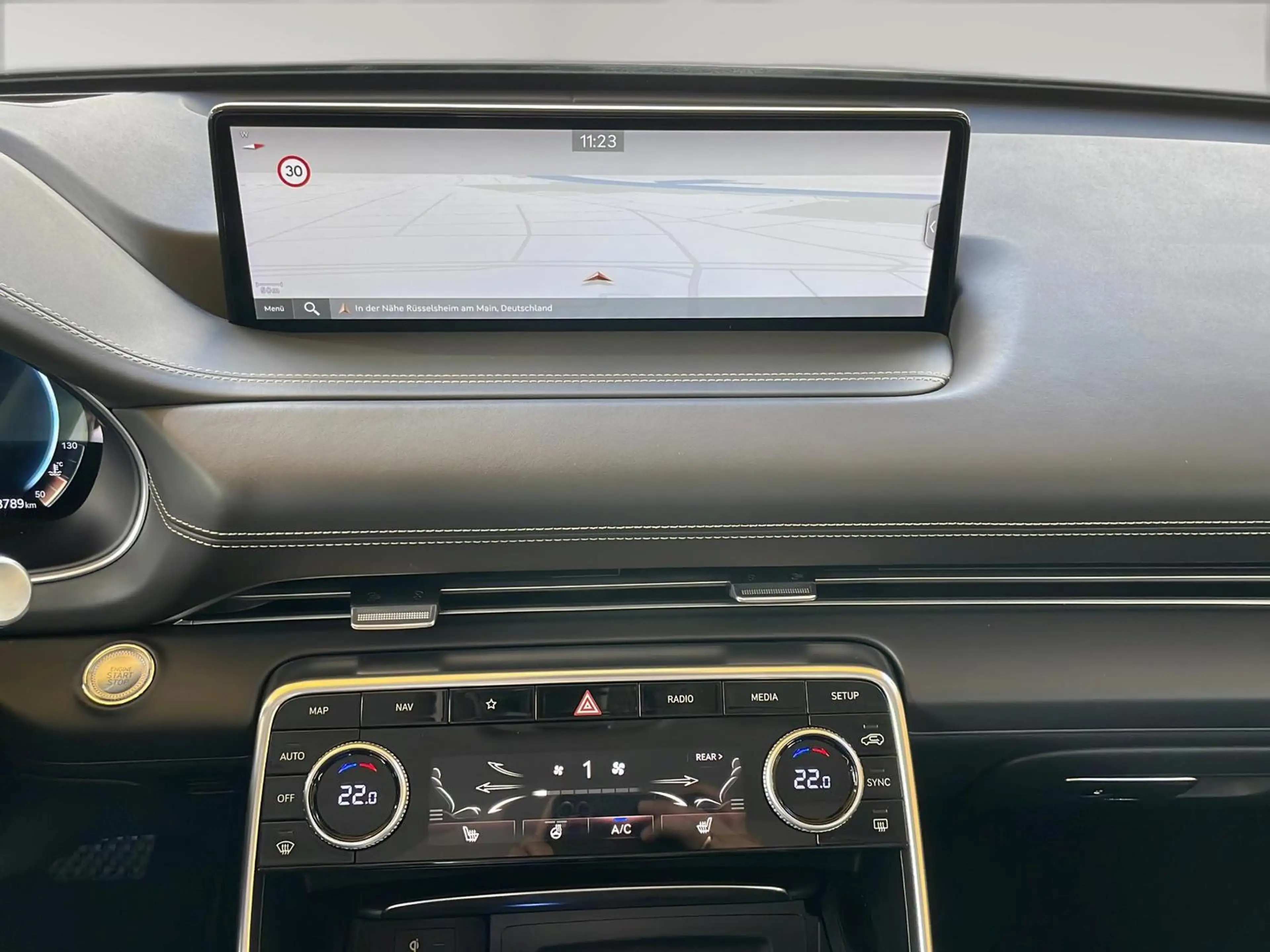 Genesis GV80 3.0D AWD Luxury Technik Paket*Leder*ACC — photo 12