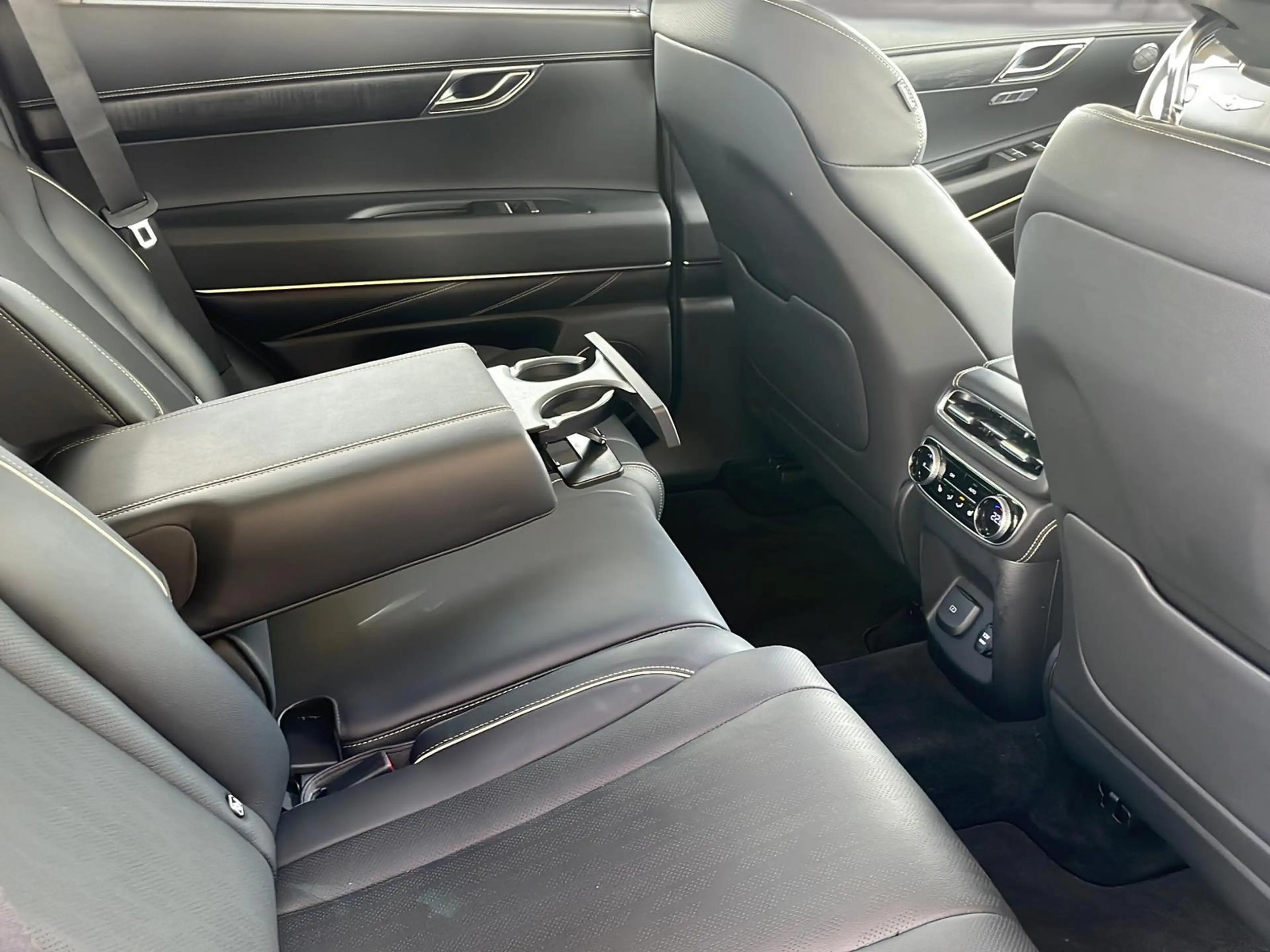 Genesis GV80 3.0D AWD Luxury Technik Paket*Leder*ACC — photo 10