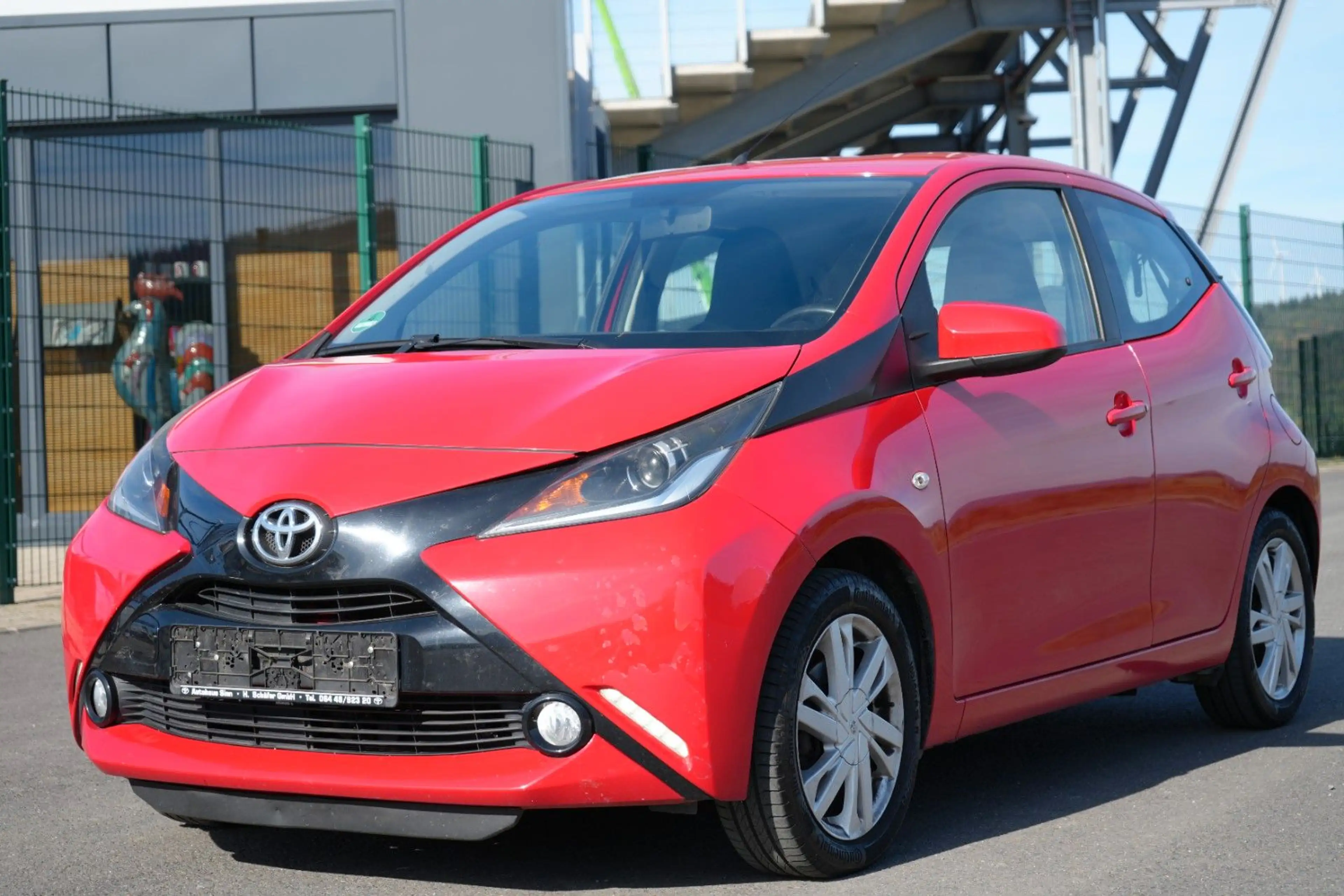 Toyota Aygo 1.0 X-Play Touch 2.Hand/Gepflegt/Kamera/Tem — photo 3