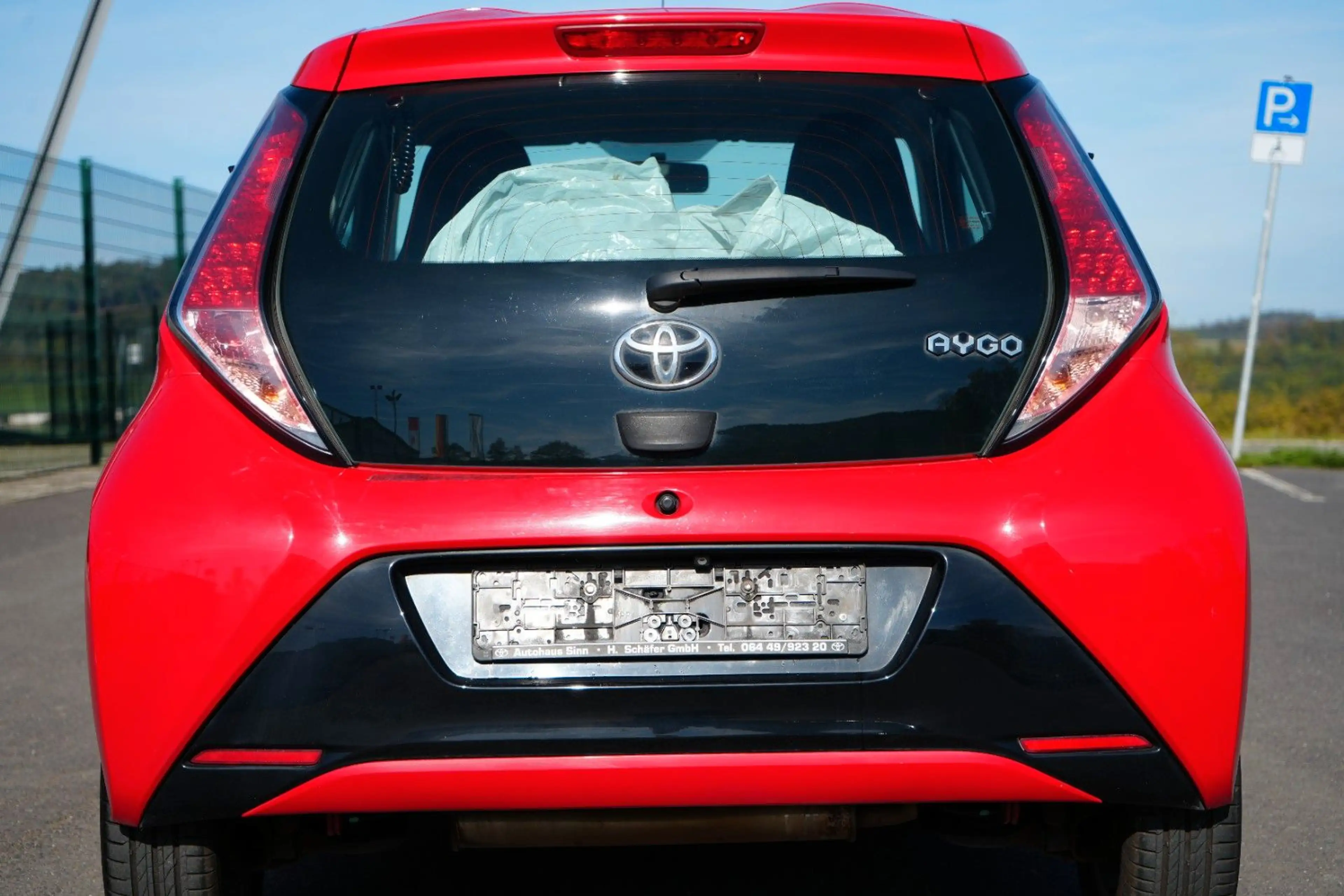 Toyota Aygo 1.0 X-Play Touch 2.Hand/Gepflegt/Kamera/Tem — photo 6