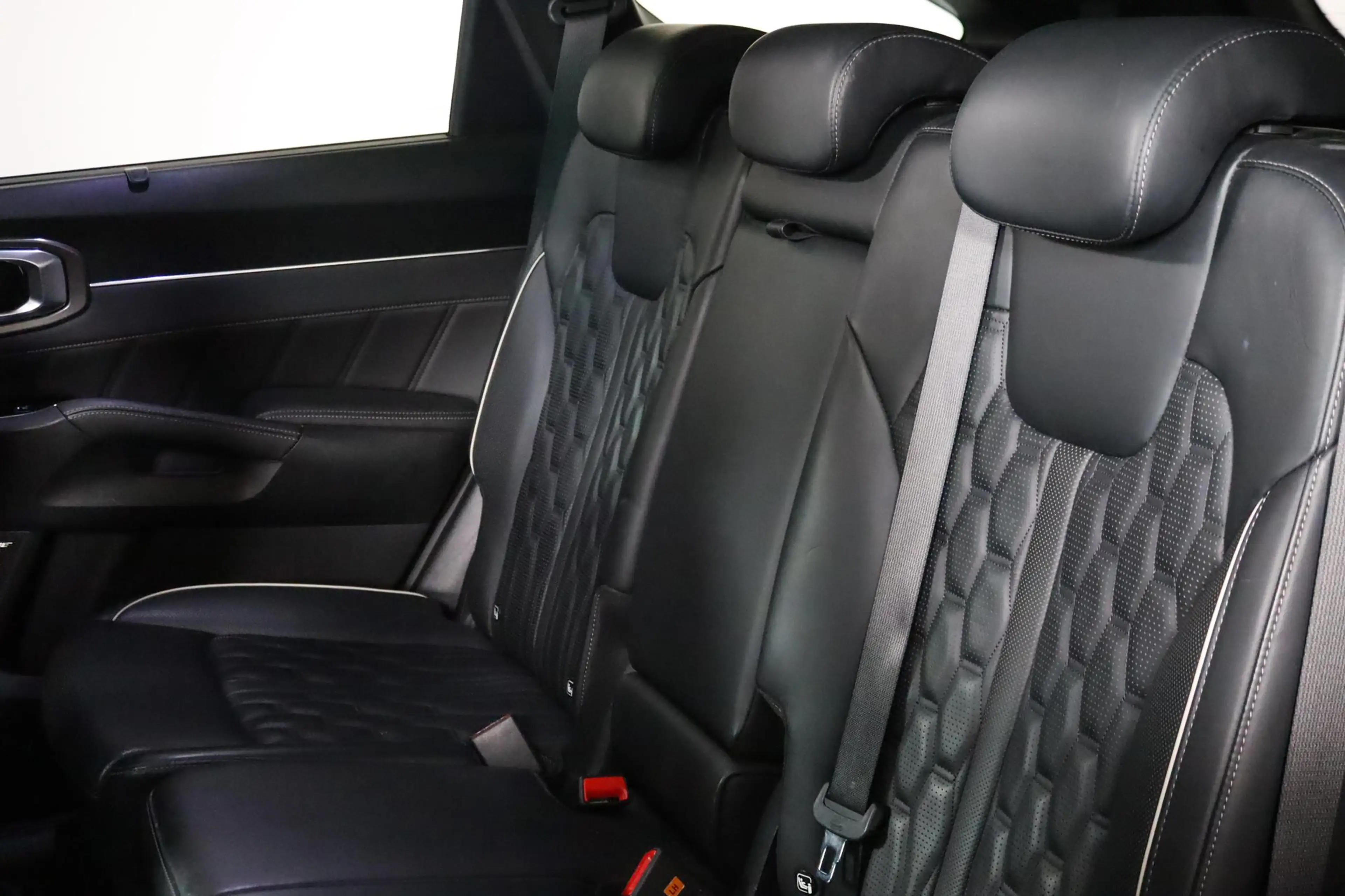 Kia Sorento 1.6 T-GDI PHEV 4WD ExecutiveLine, 7-Persoons, — photo 5