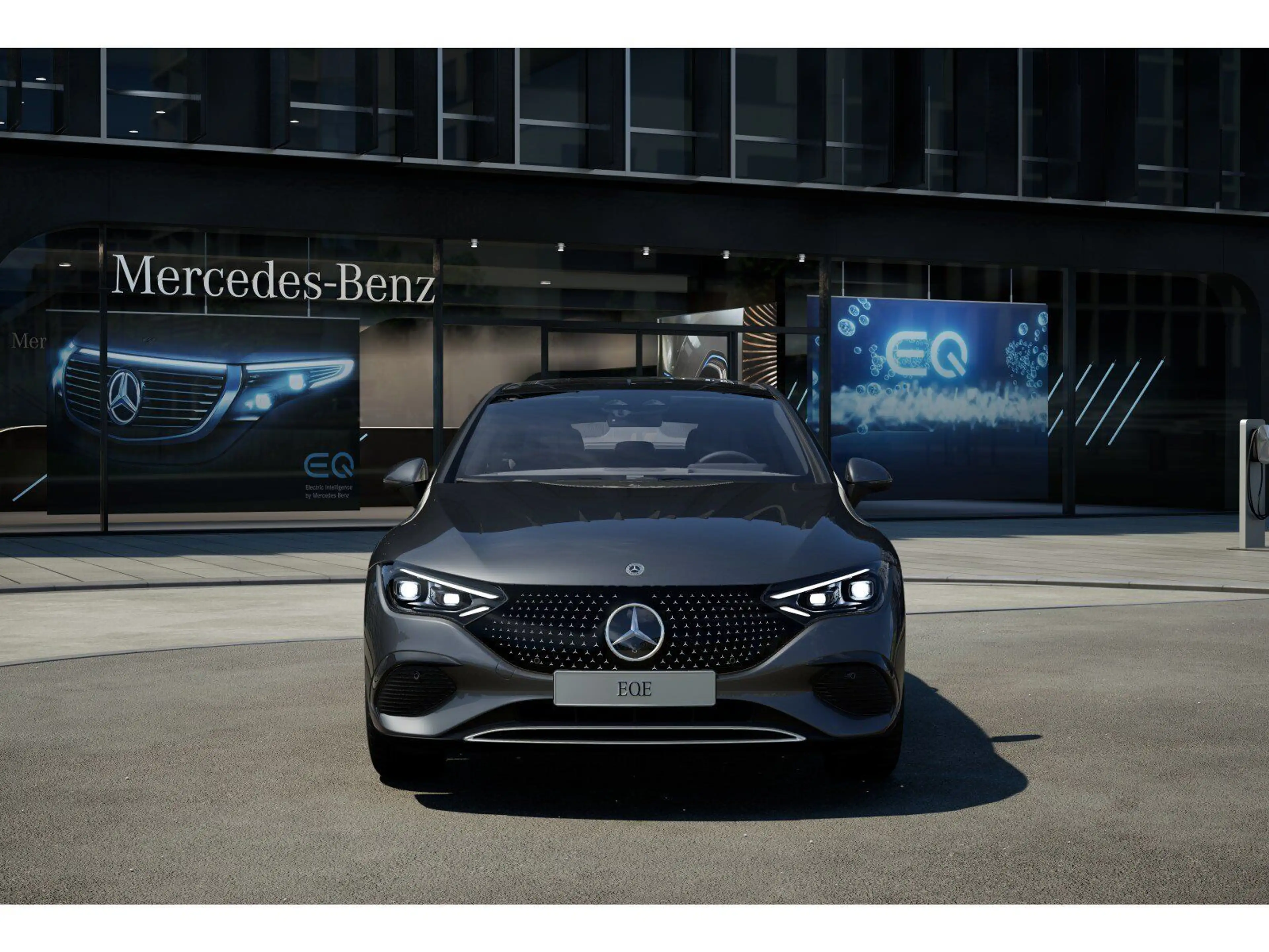 Mercedes-Benz EQE 500 4M EL-ART PREMIUM+ PANOR ARMATIC 4,5°HAL — photo 2