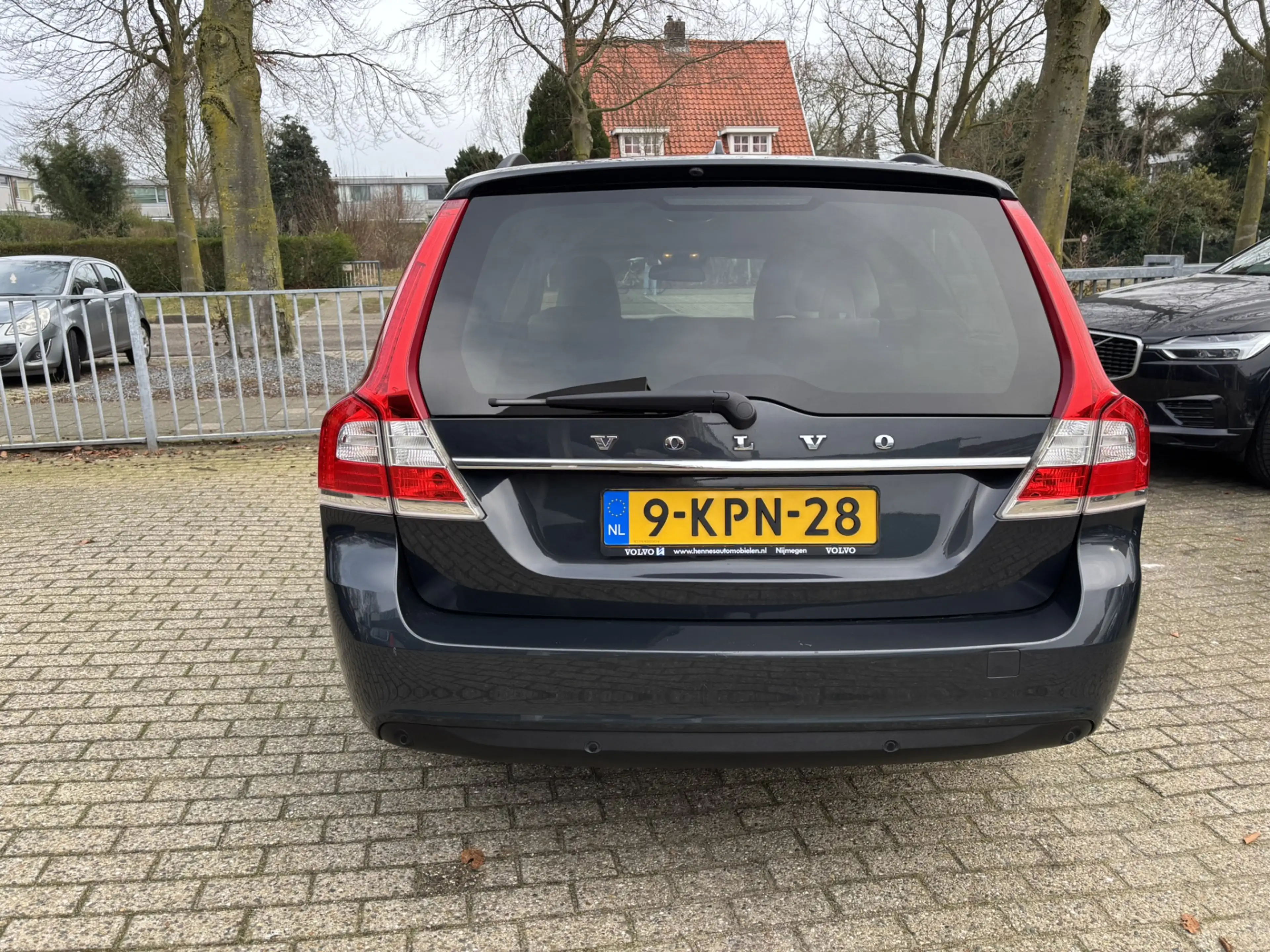 Volvo V70 1.6 T4 Aut Momentum Leder Md 14 Family — photo 6