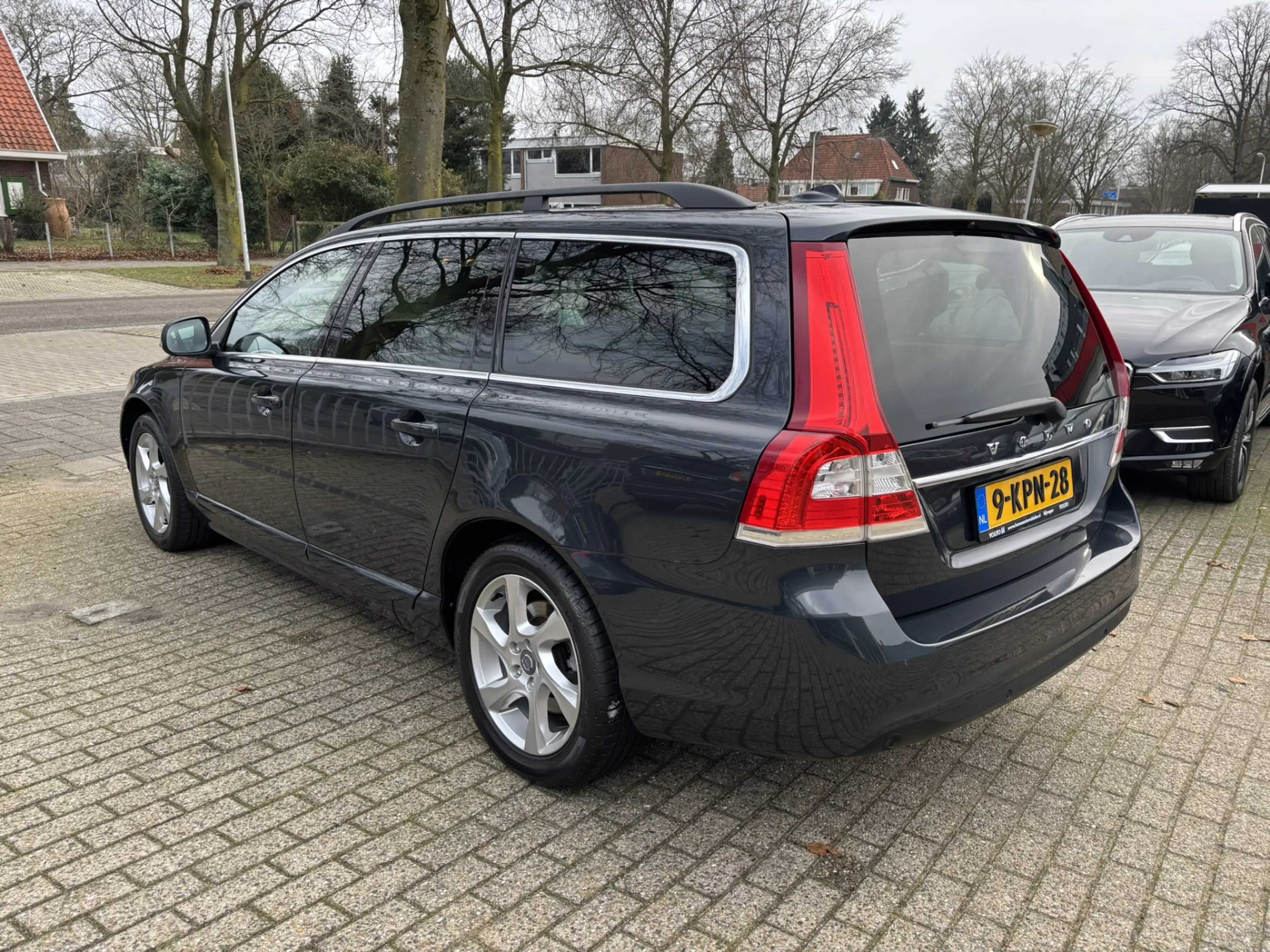Volvo V70 1.6 T4 Aut Momentum Leder Md 14 Family — photo 7