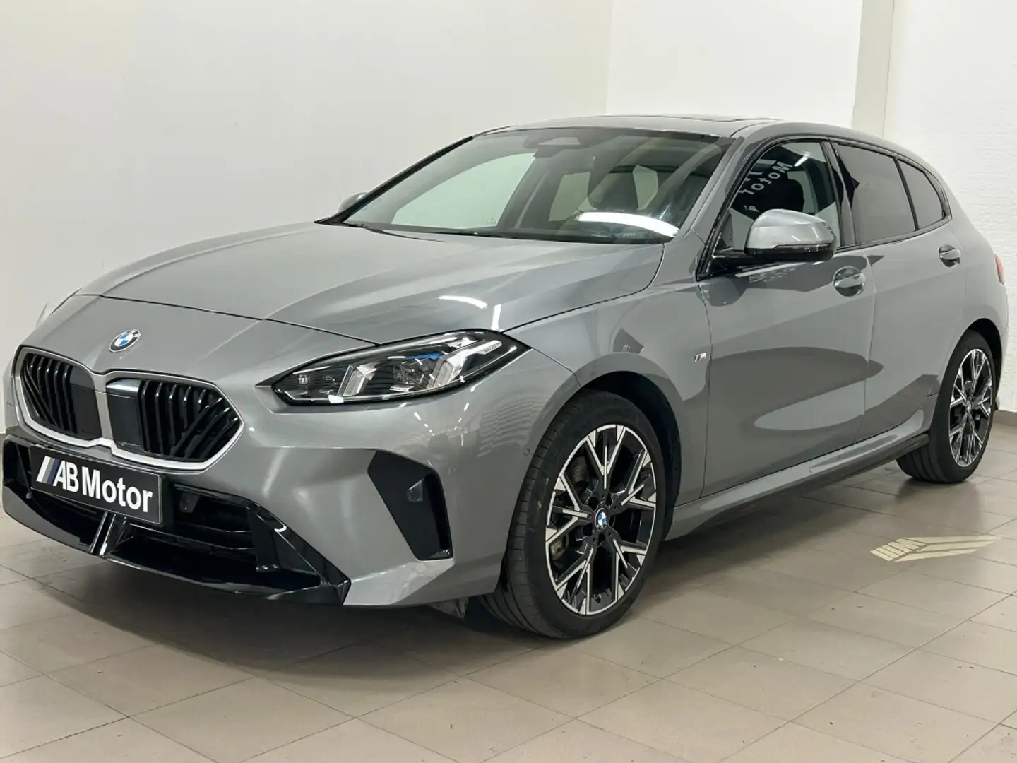 BMW 116 120dA M Sport Gris - 1