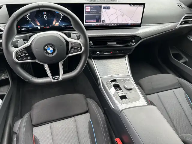 BMW 3 Series view 13