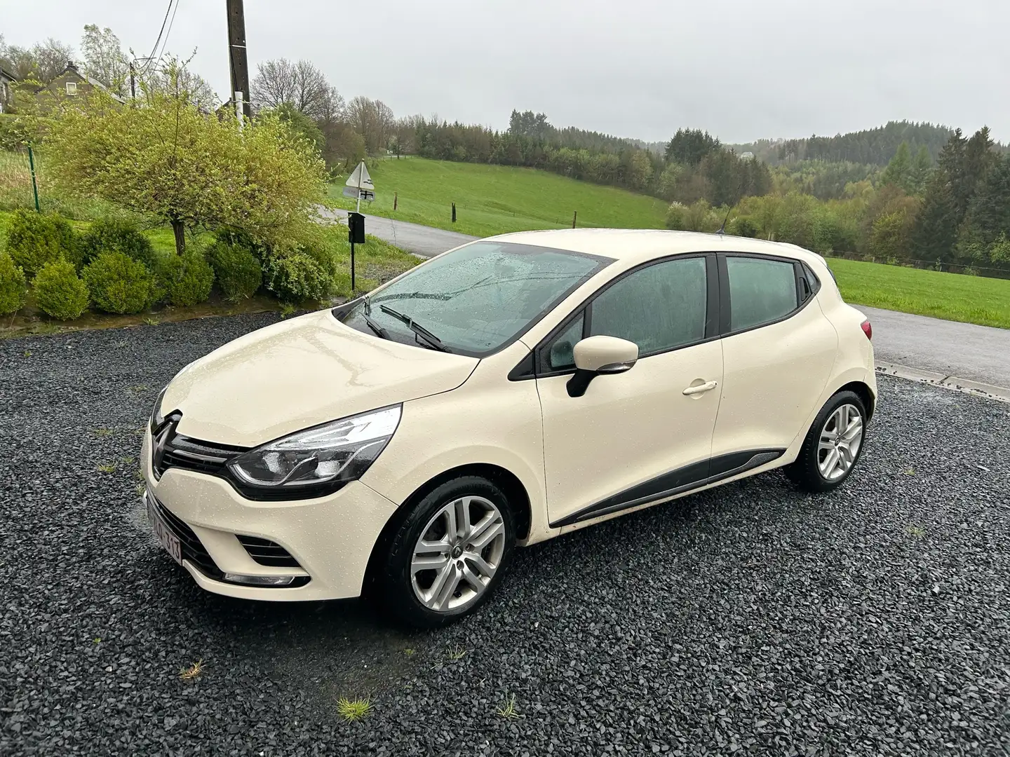 Renault Clio 1.5 dCi Energy Limited Beżowy - 1