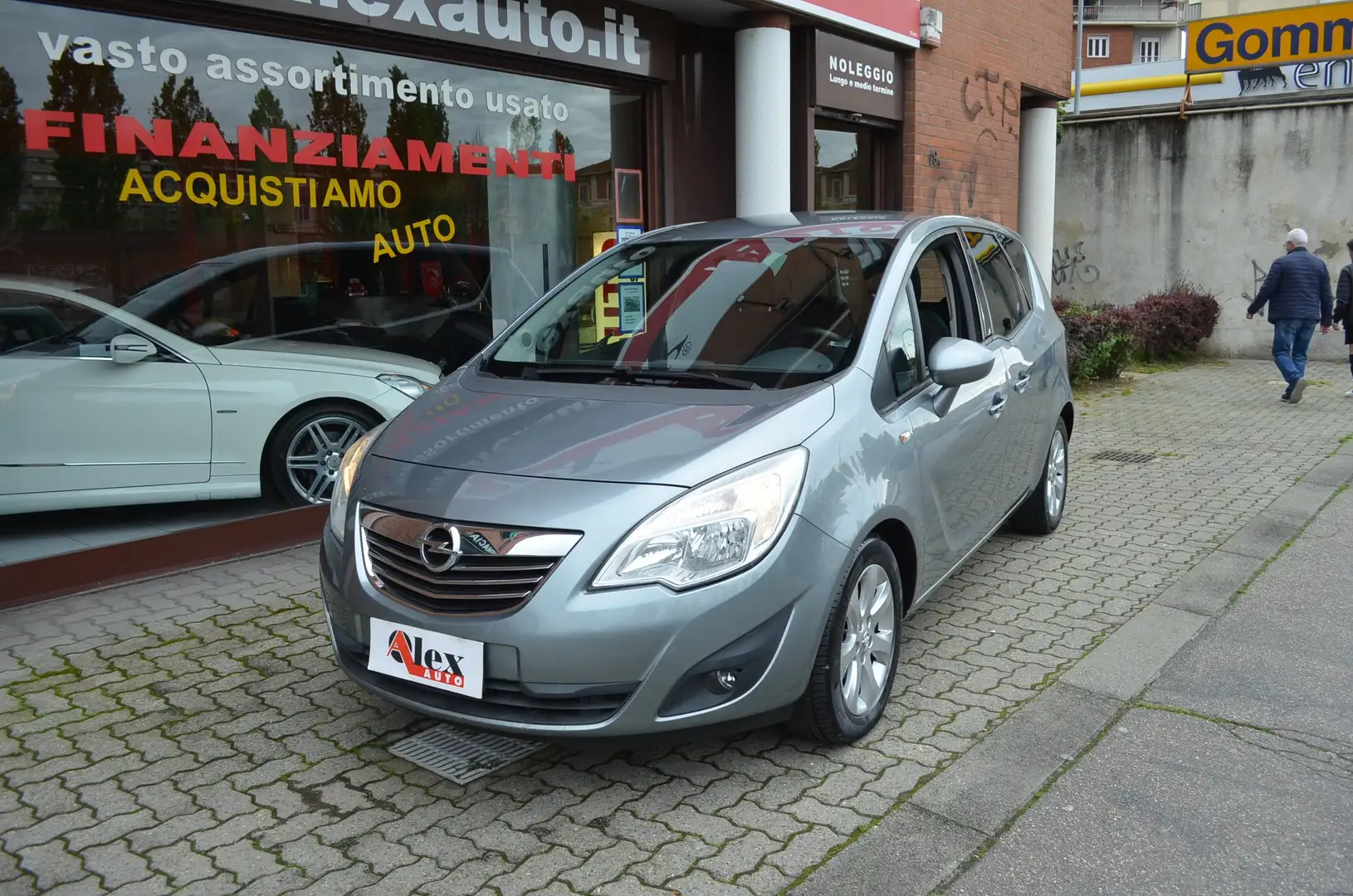 Opel Meriva 1.4t Cosmo 120cv TAGLIANDI regolari Revisionata Grijs - 2