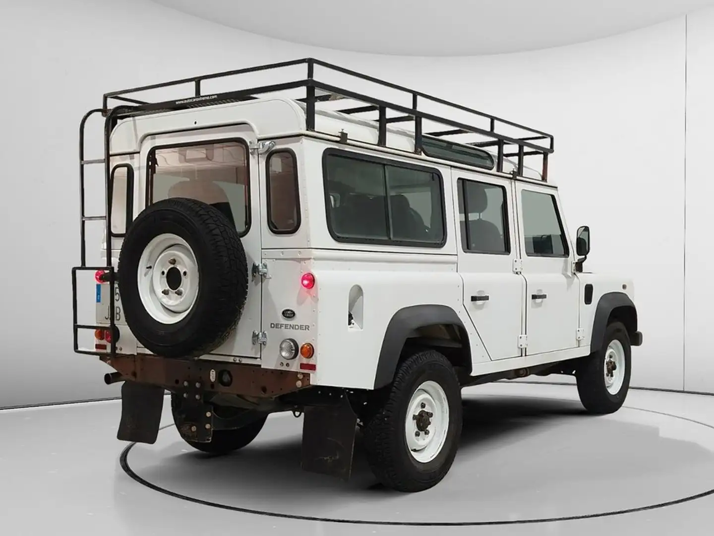 Land Rover Defender 110 E Station Wagon Blanc - 2