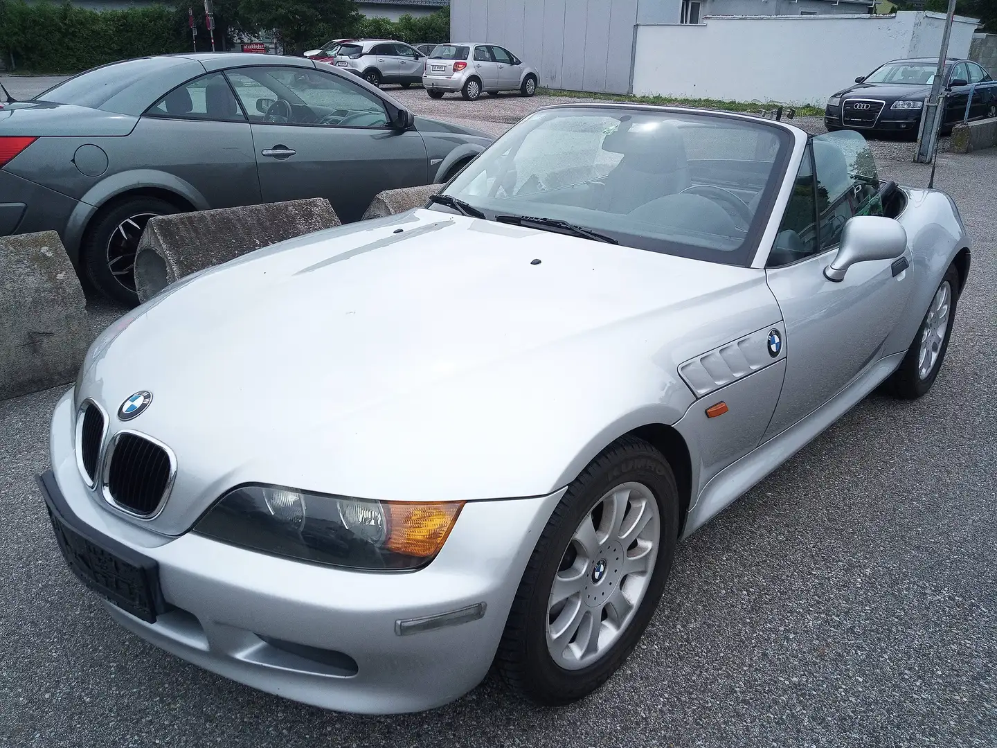 BMW Z3 Z 3 1,9i sehr guter Gesamtzustand Grau - 1