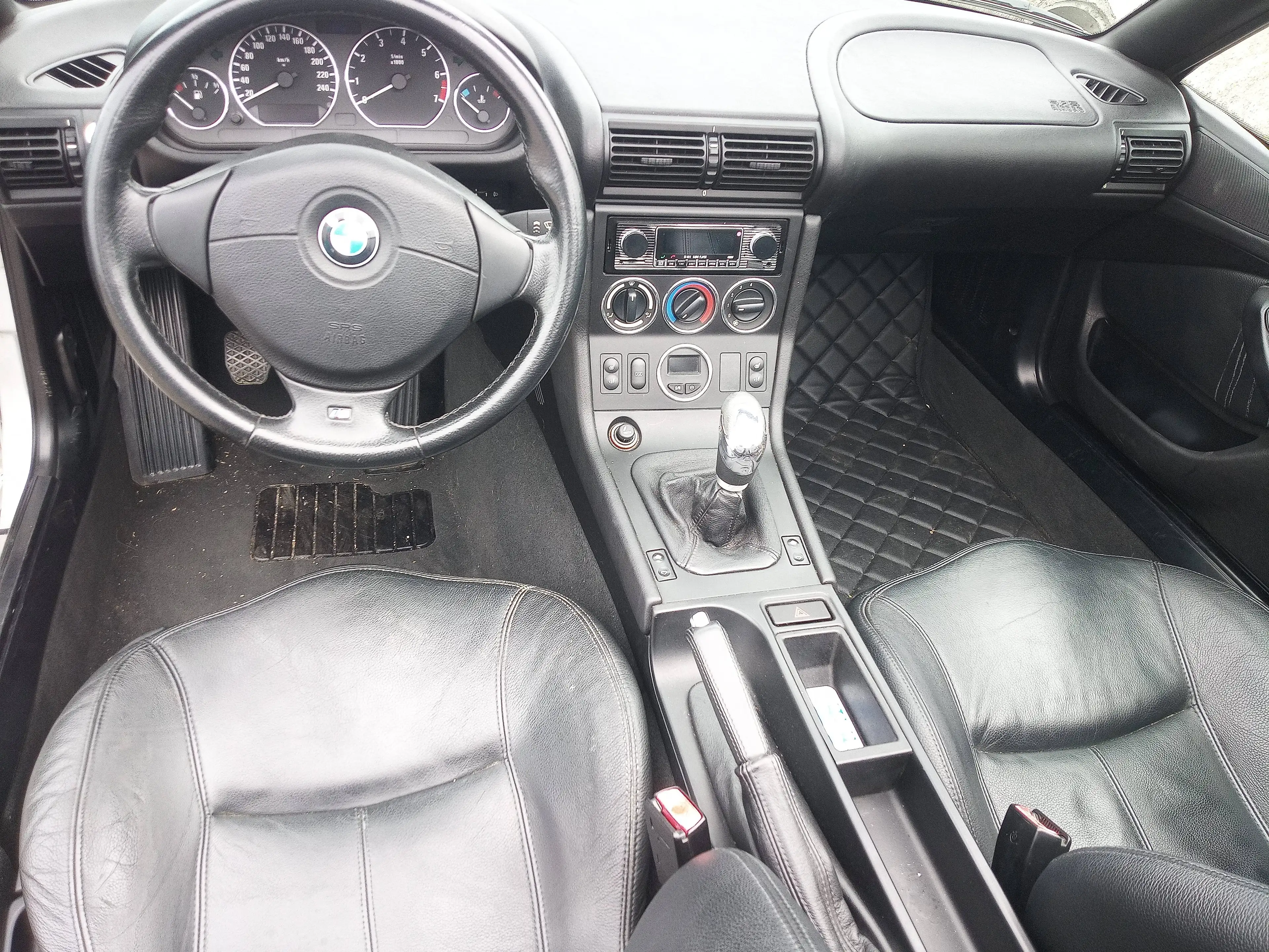 BMW Z3 Z 3 1,9i  sehr guter Gesamtzustand — photo 5