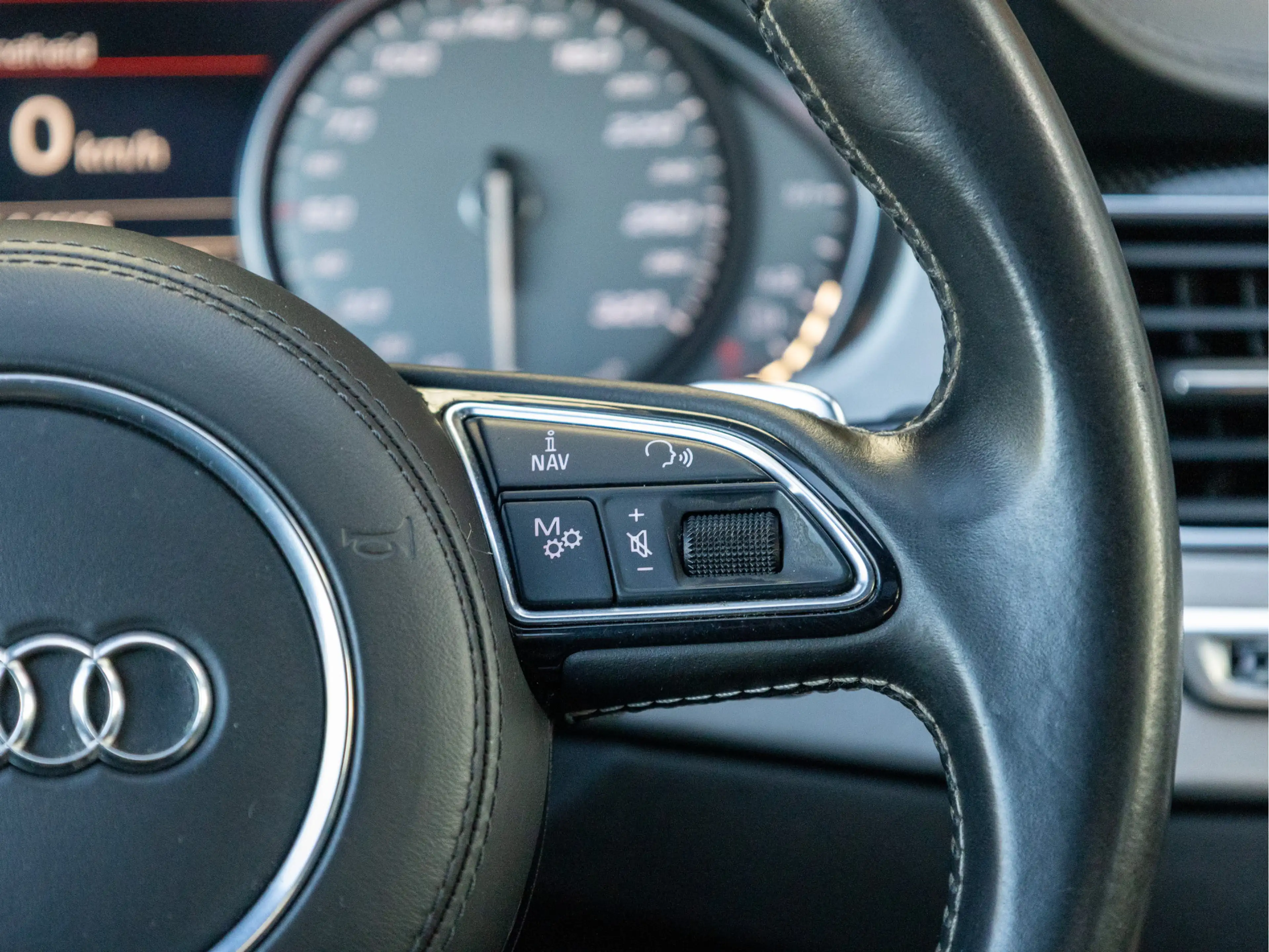 Audi S8 4.0 TFSI quattro Pro Line+ *Pano | ACC | Carbon | — photo 47