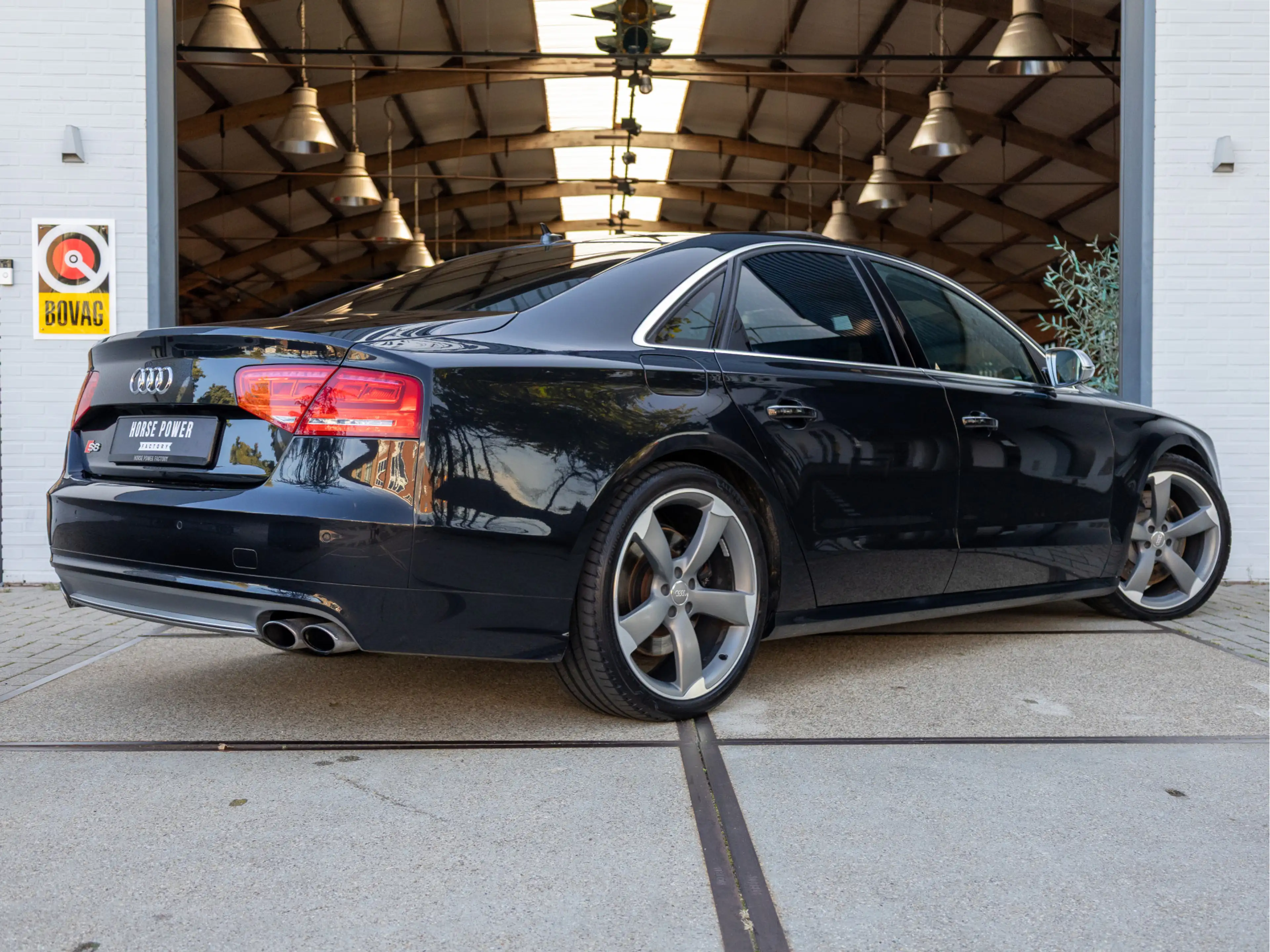 Audi S8 4.0 TFSI quattro Pro Line+ *Pano | ACC | Carbon | — photo 2