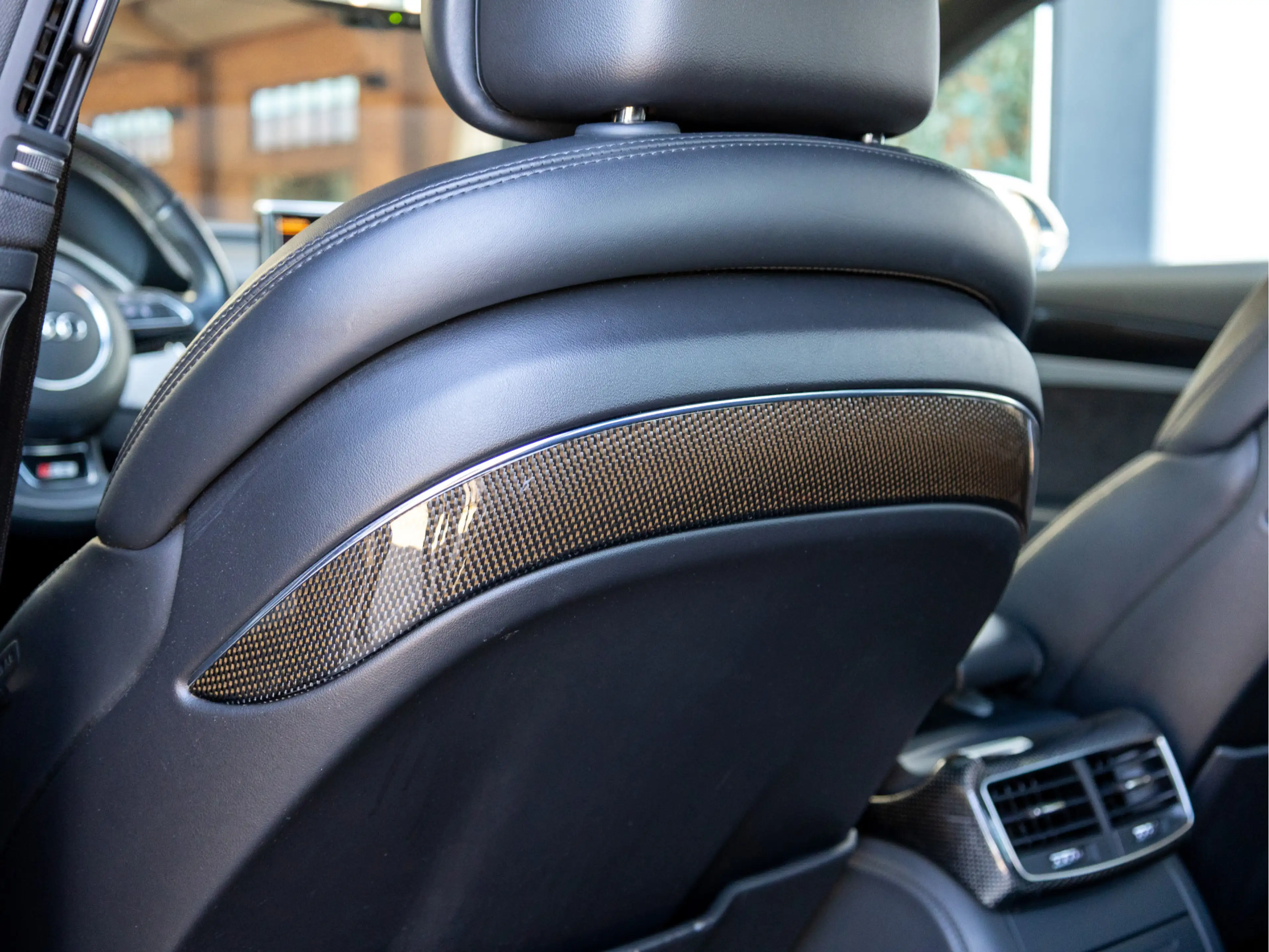 Audi S8 4.0 TFSI quattro Pro Line+ *Pano | ACC | Carbon | — photo 34