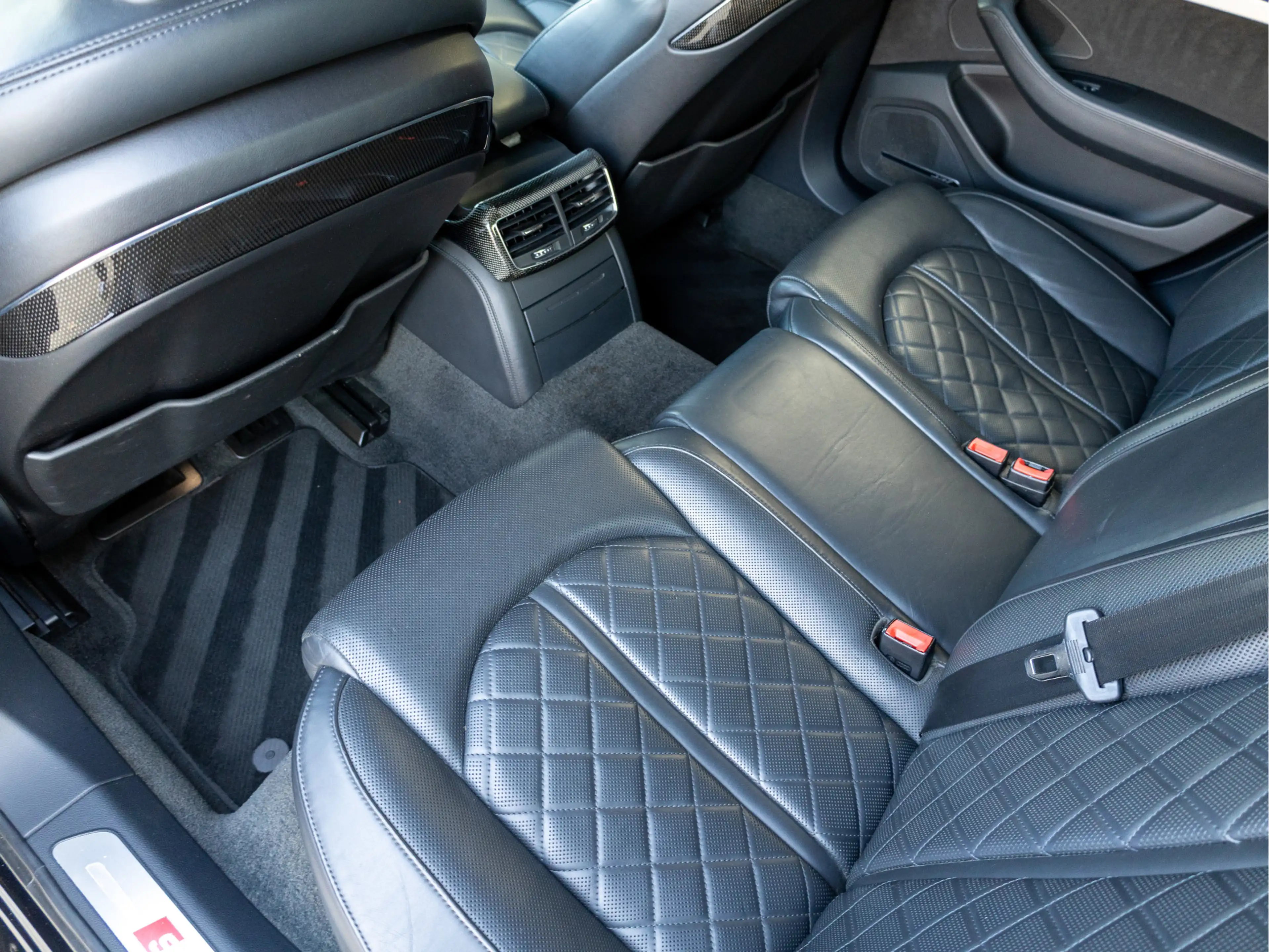Audi S8 4.0 TFSI quattro Pro Line+ *Pano | ACC | Carbon | — photo 25