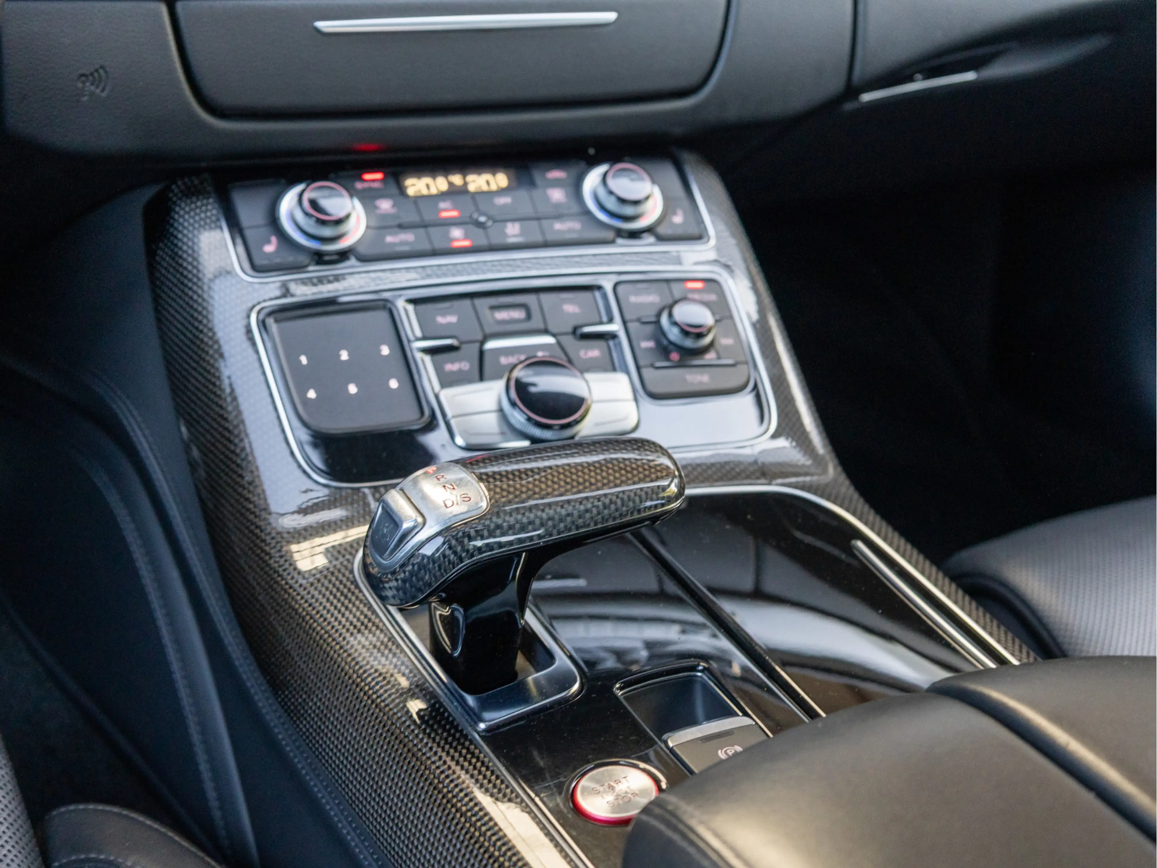 Audi S8 4.0 TFSI quattro Pro Line+ *Pano | ACC | Carbon | — photo 48