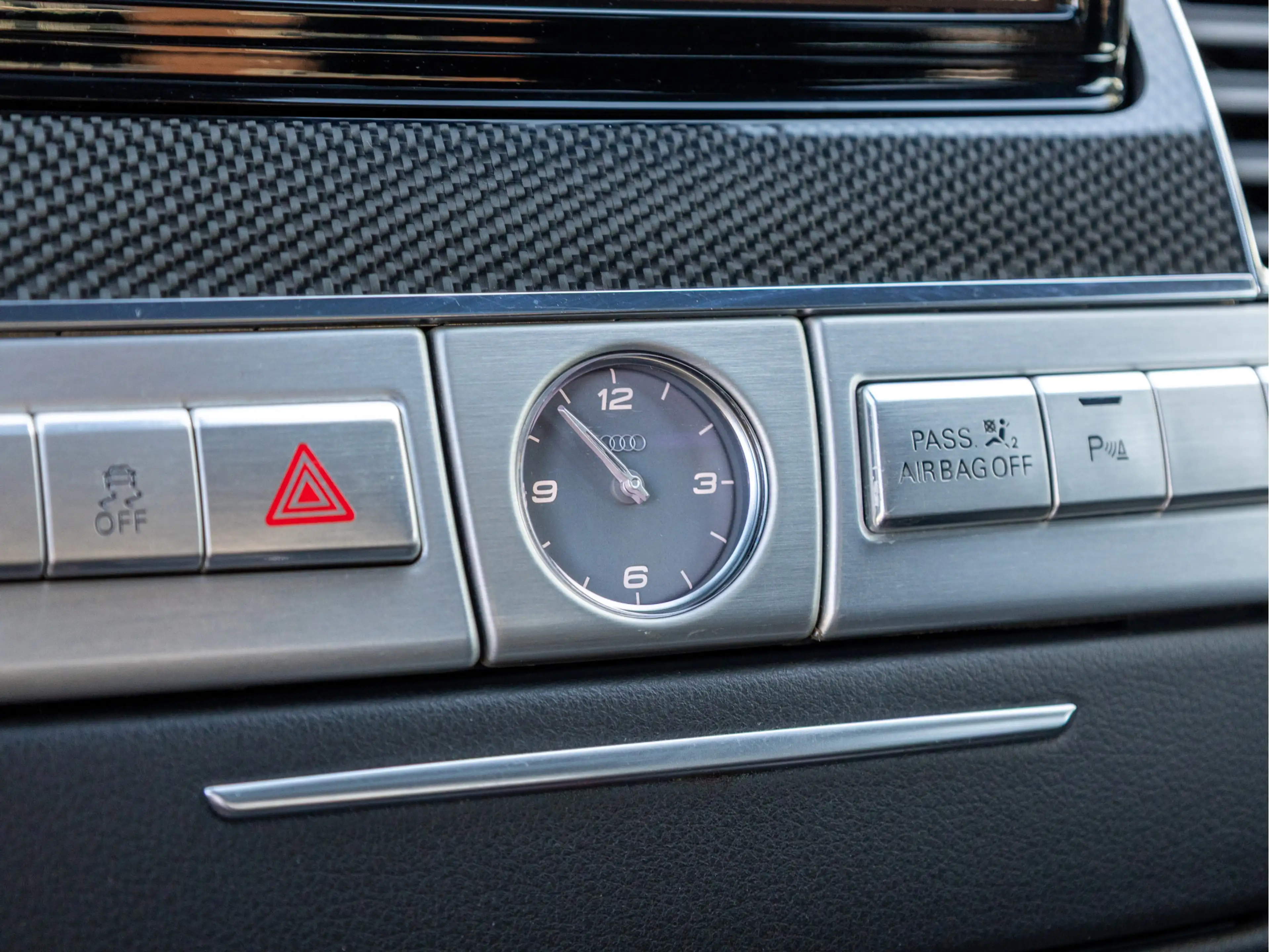 Audi S8 4.0 TFSI quattro Pro Line+ *Pano | ACC | Carbon | — photo 33